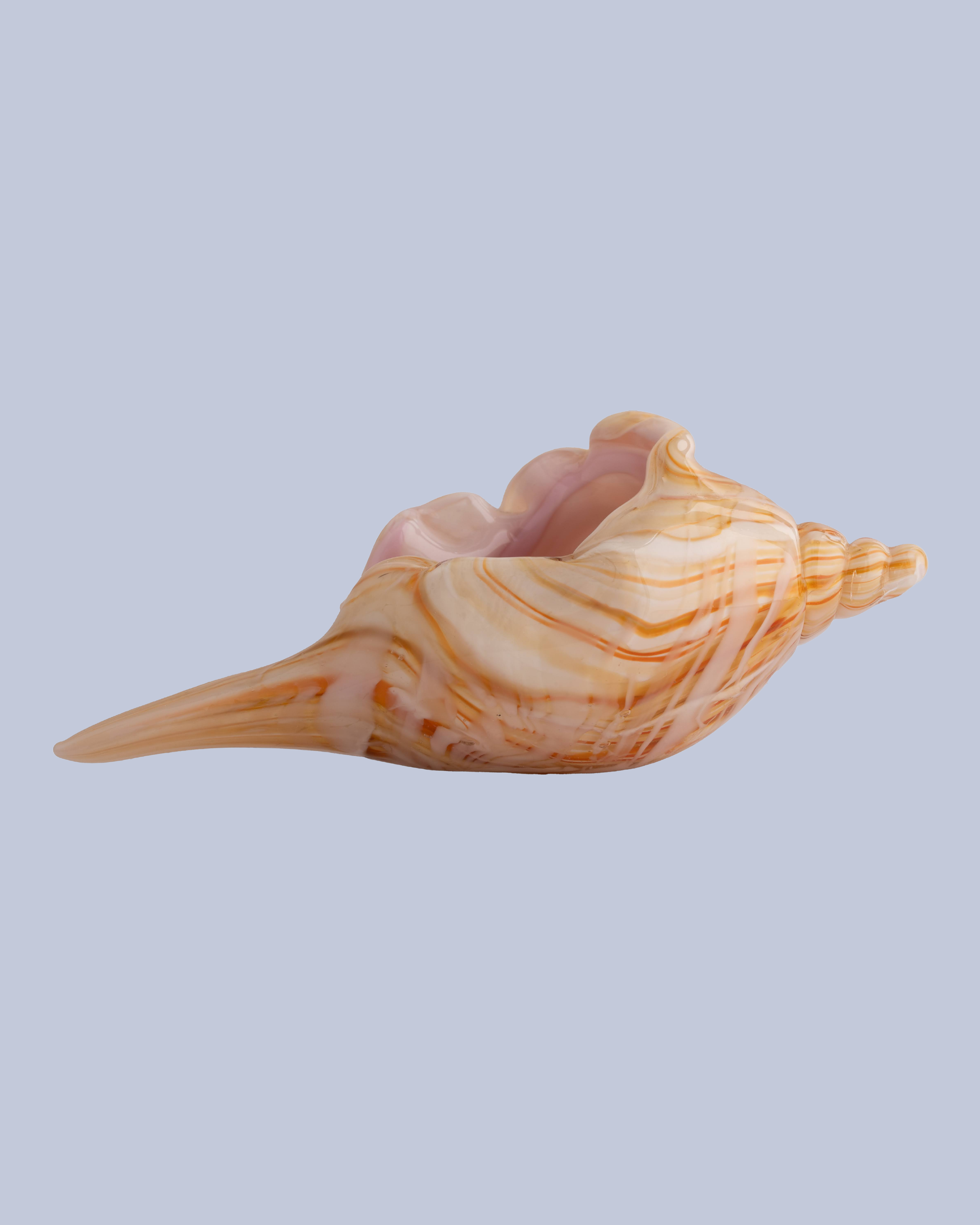 Amber Current Flameworked Glass Seashell 2.png