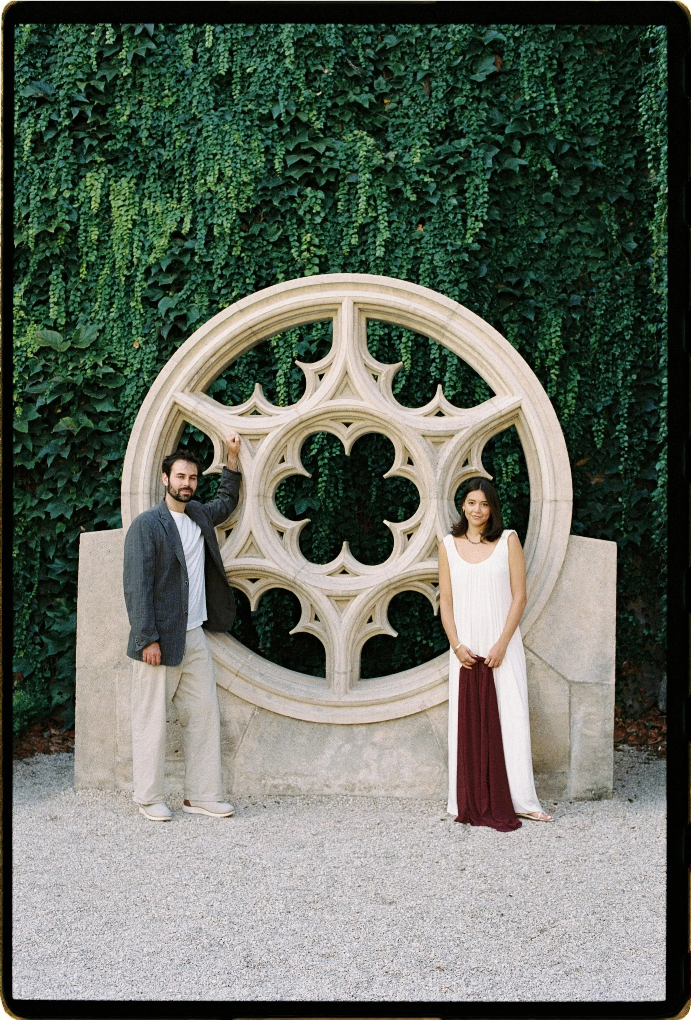 Couples film photoshoot in Marais, Hotel de Sully.