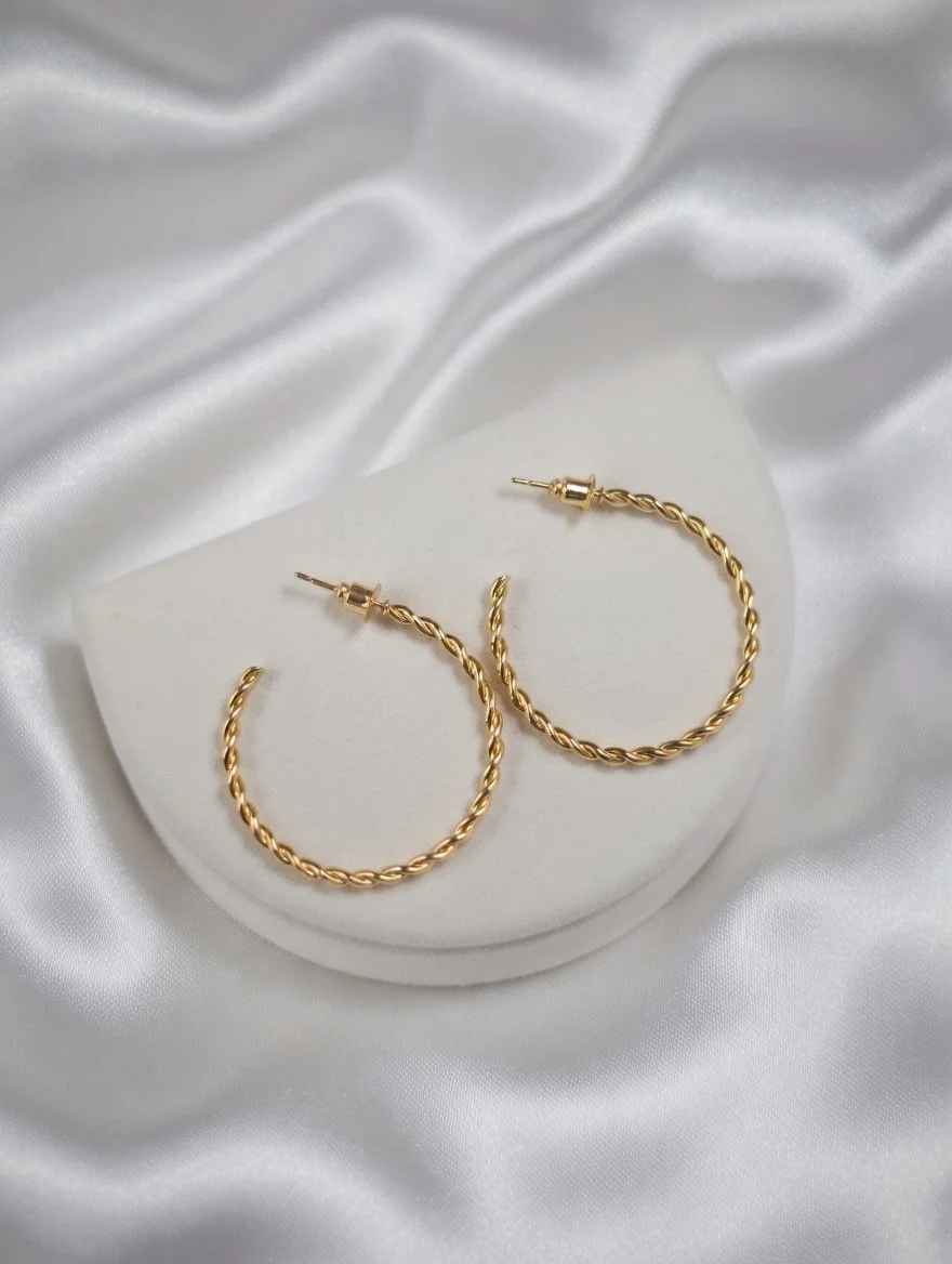 Eleonor 14K Gold Plated Earring