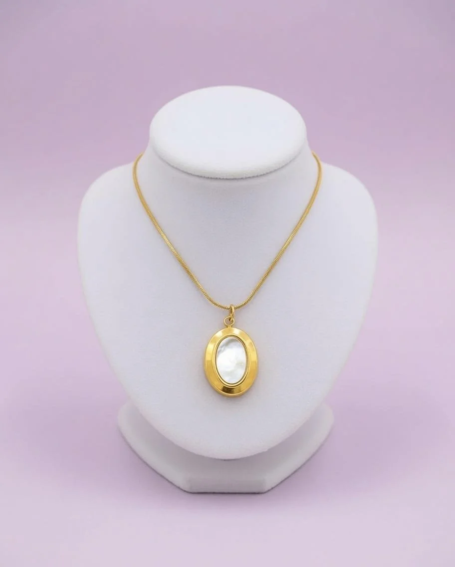 Natalie Necklace with oval pendent