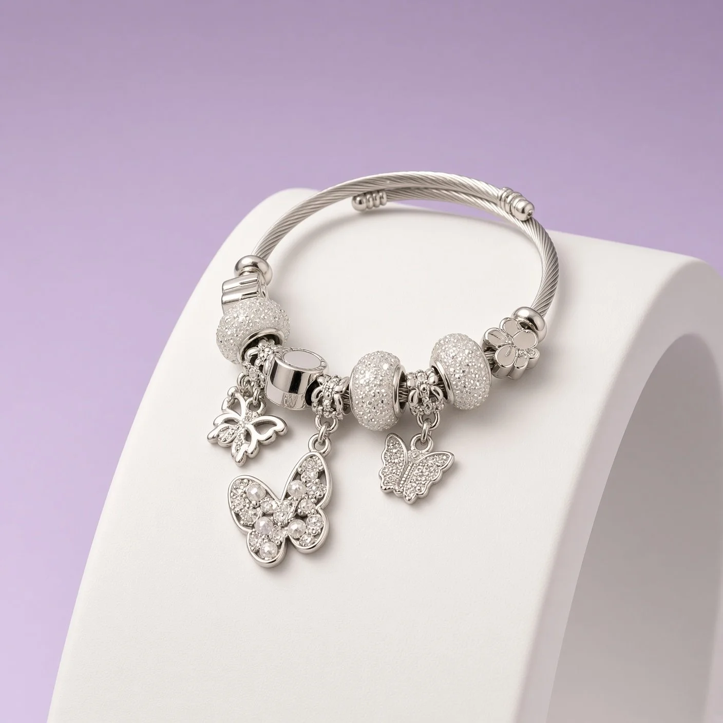 xmasbox13__charm-bracelet.jpg