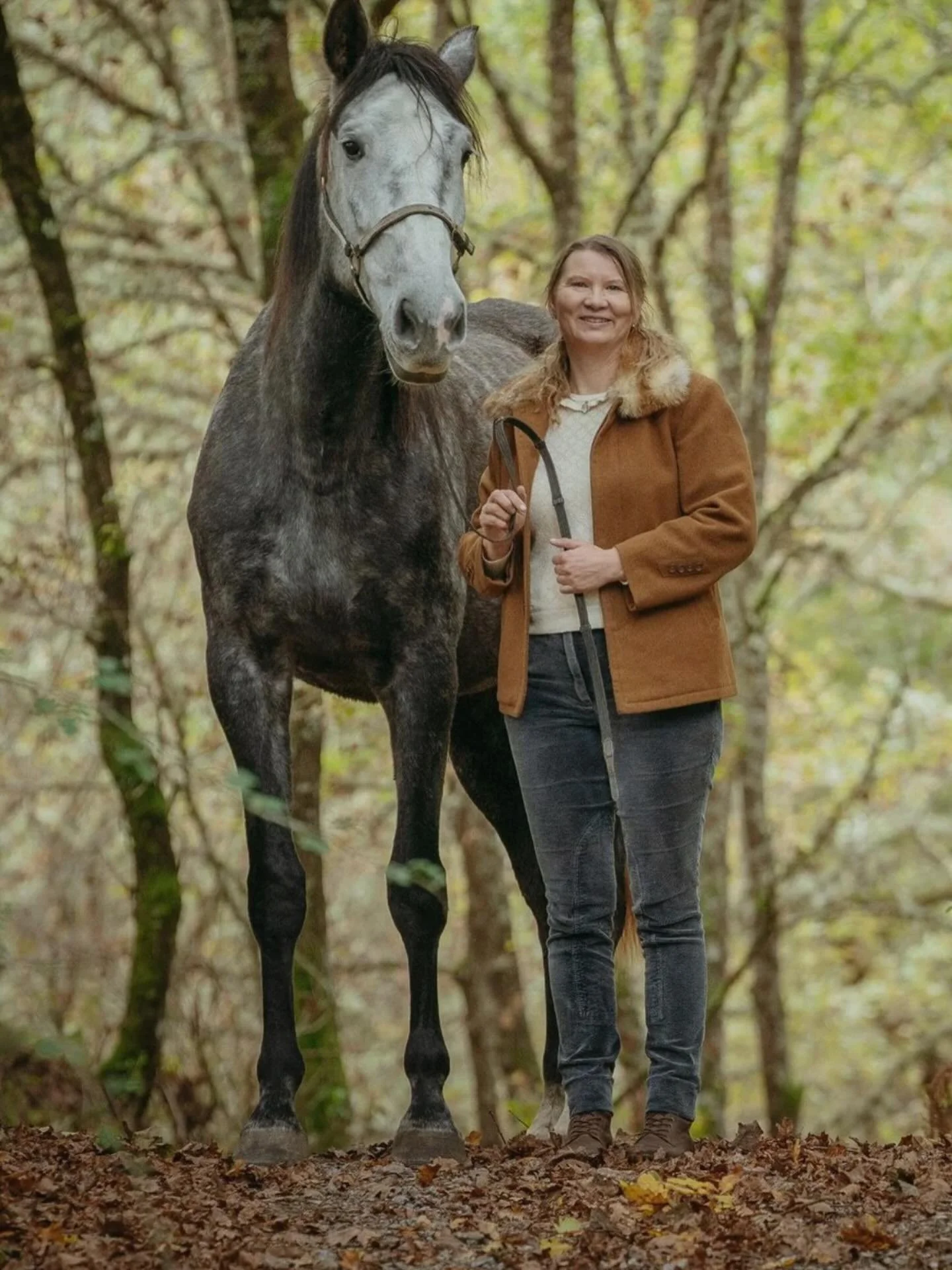 Rauhallista joulua ja lempe&auml;&auml; vuodenvaihdetta ✨
T&auml;m&auml; vuosi on opettanut minulle paljon l&auml;sn&auml;olosta, valinnoista ja suhteesta &ndash; niin hevosiin kuin el&auml;m&auml;&auml;n.

Joulun aikaan haluan pys&auml;hty&auml; kii