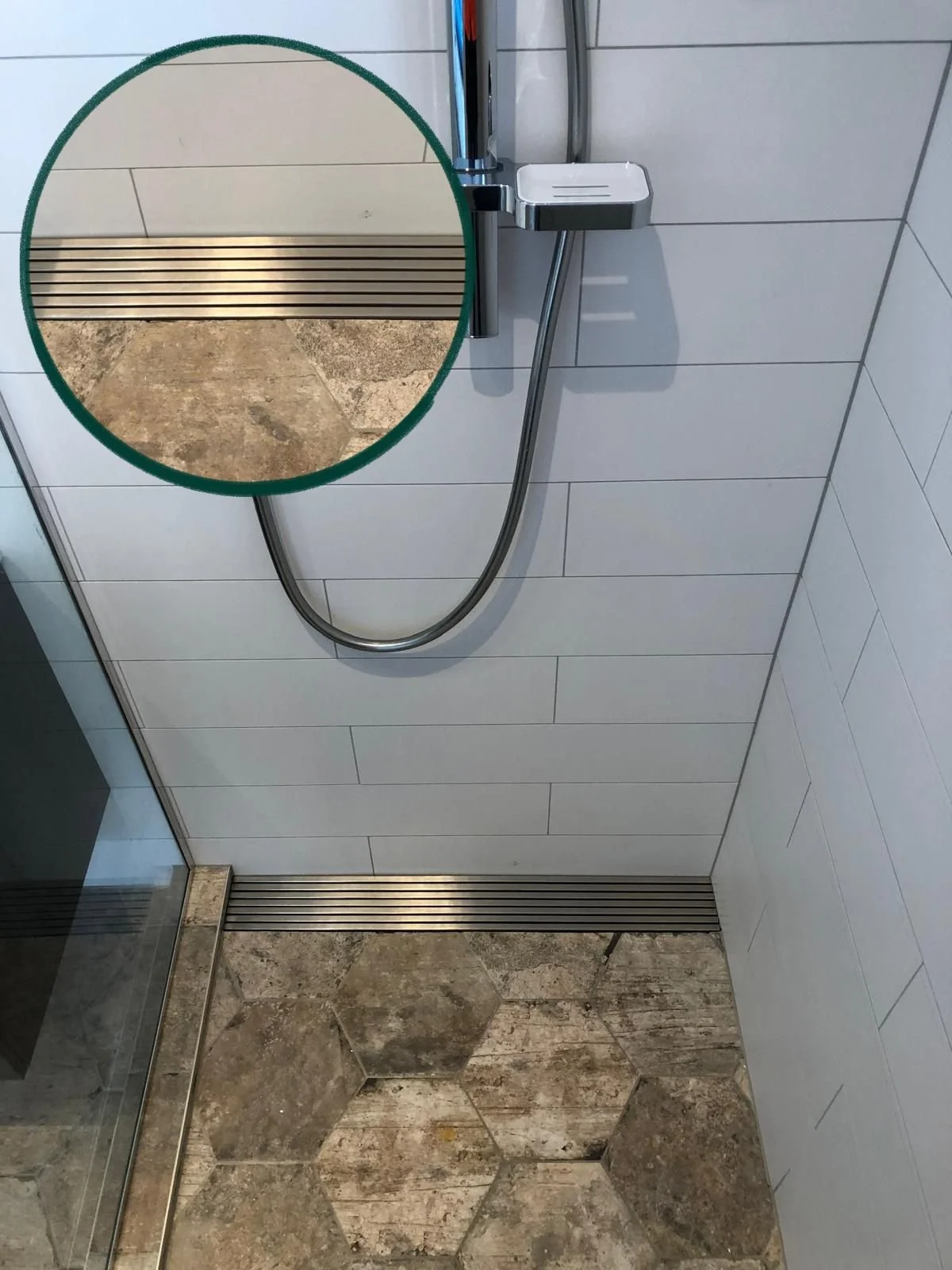 2 Wall mounted Shower Channel - grill