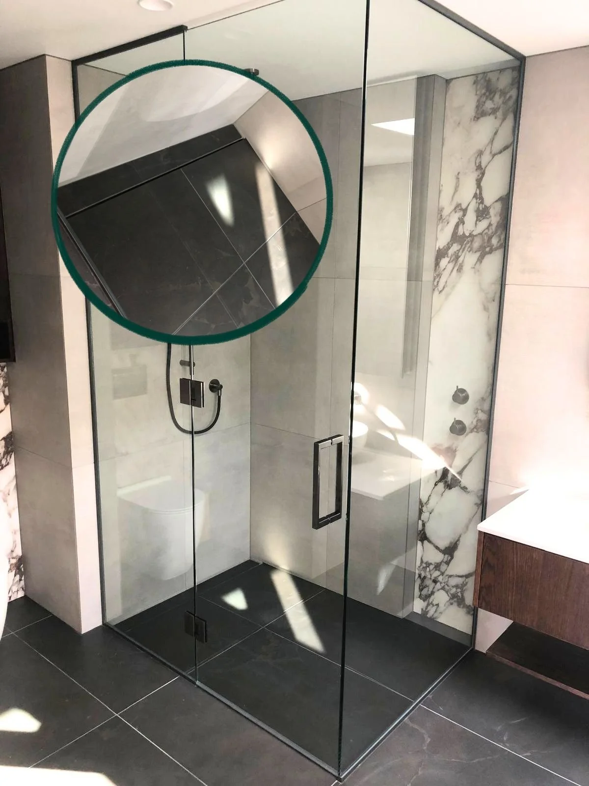 2 Wall mounted Shower Channel - grill