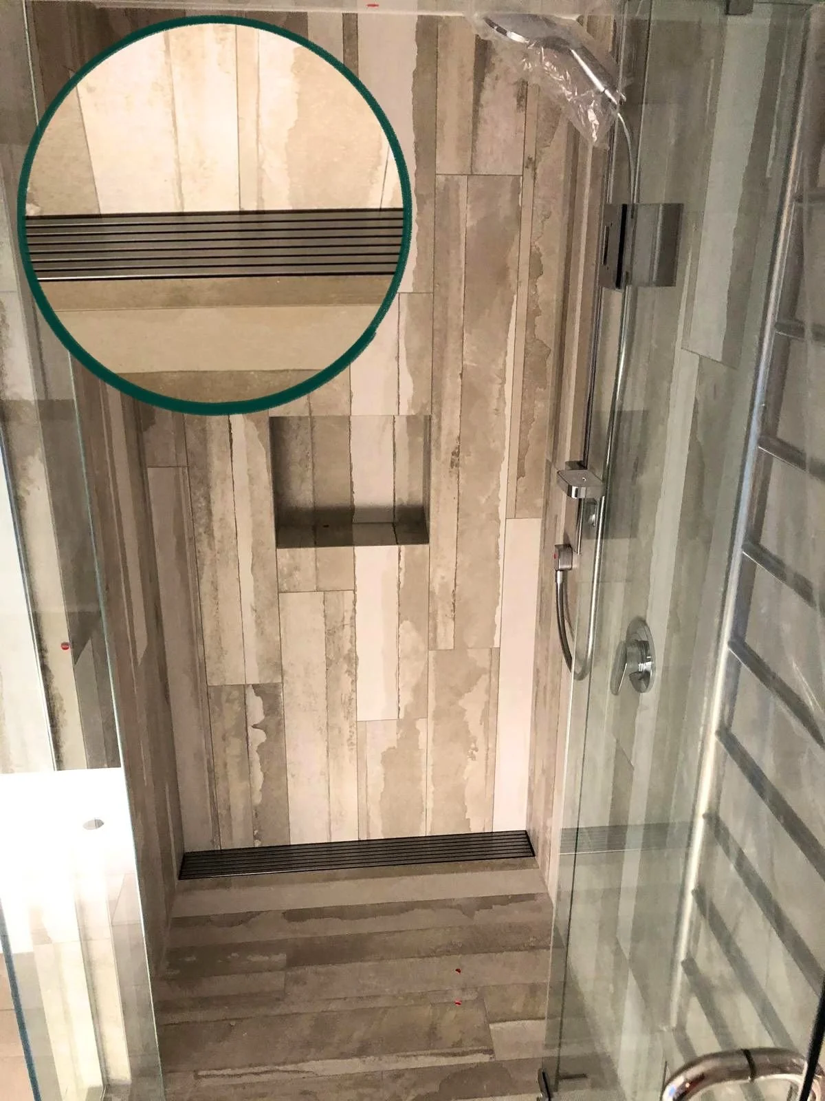 3 Wall mounted Shower Channel - grill