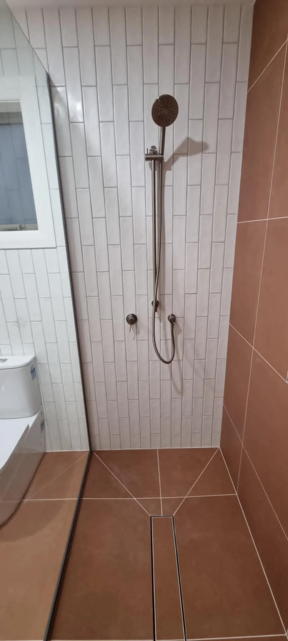 No.8 Shower Channel - tile insert