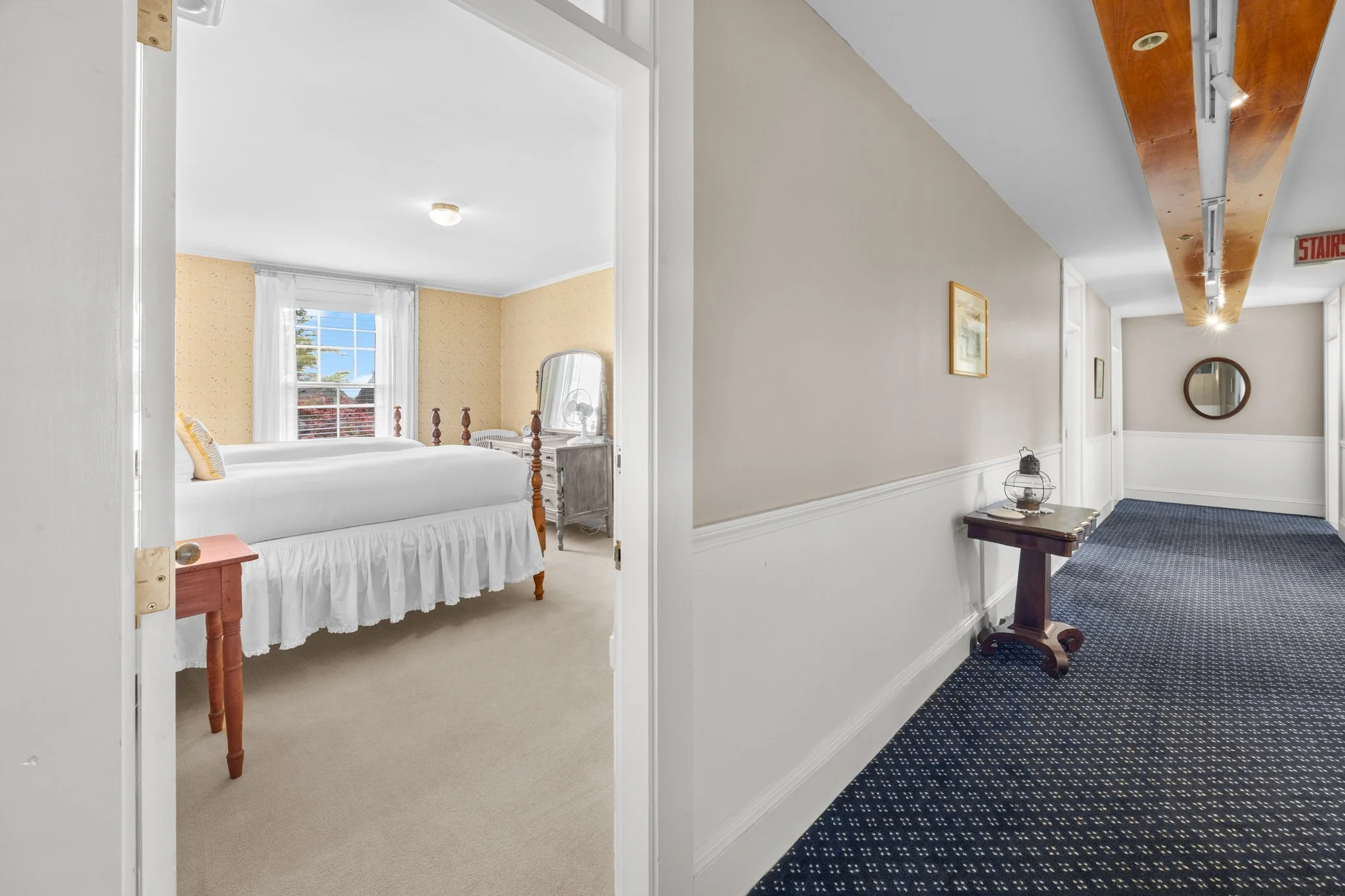 CASTINE-100.jpg