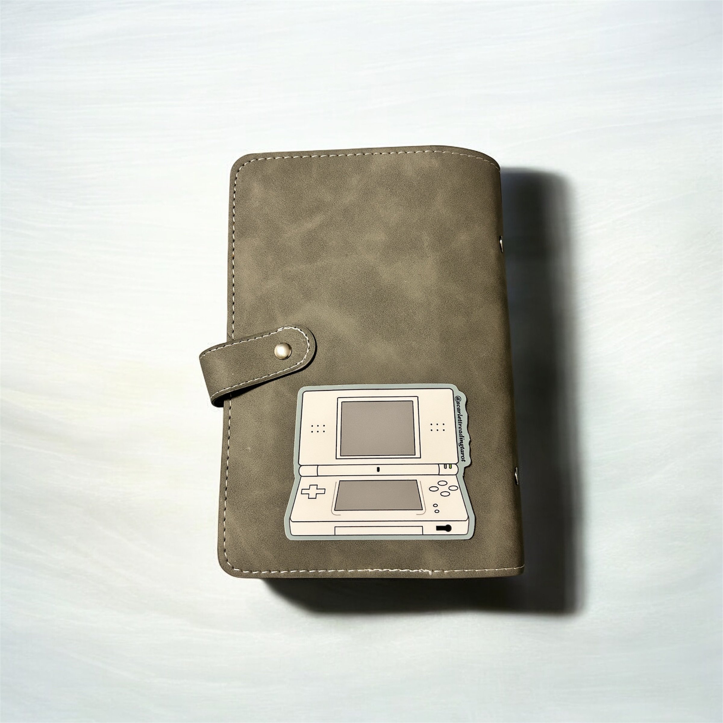 nintendo ds scarlett reading tarot 1.jpg
