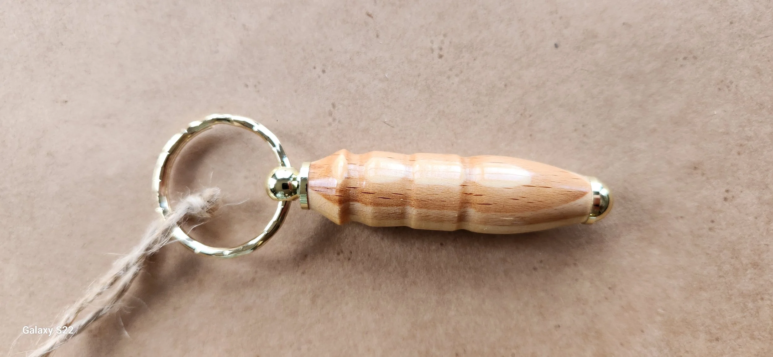 Maple with Gold Keyring