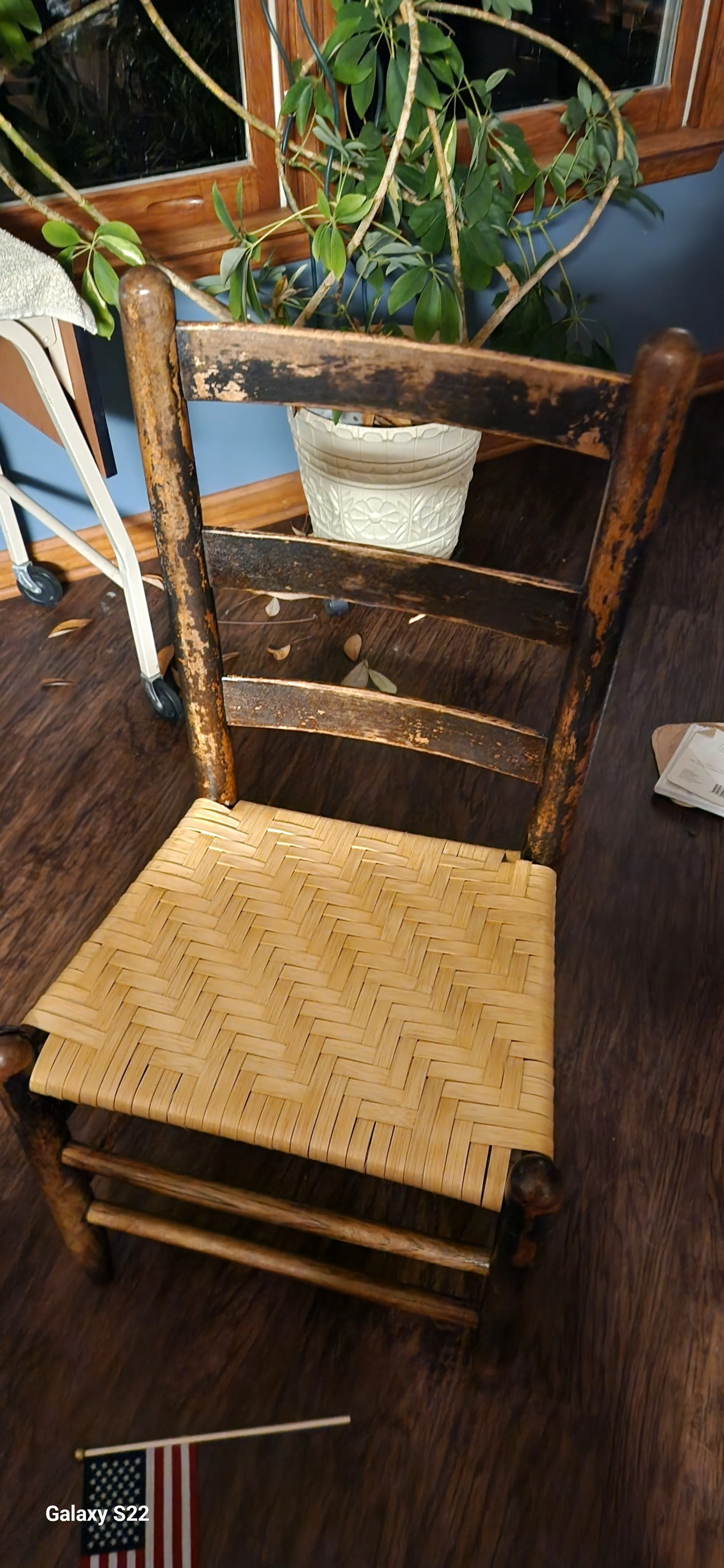 Wide Reed Chair