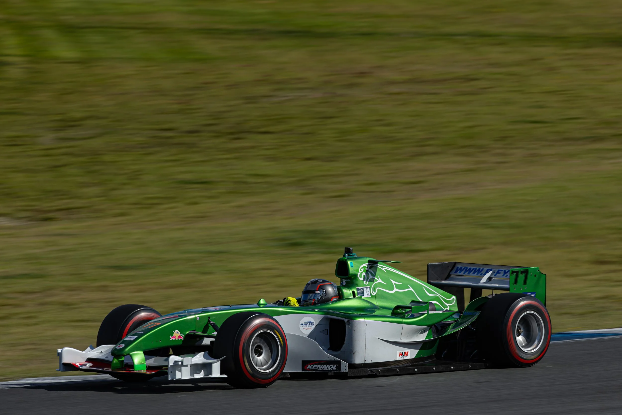 2004 Jaguar R5 driven by Klaas Zwart at the Tabac Classic GP 2025 at TT circuit Assen.