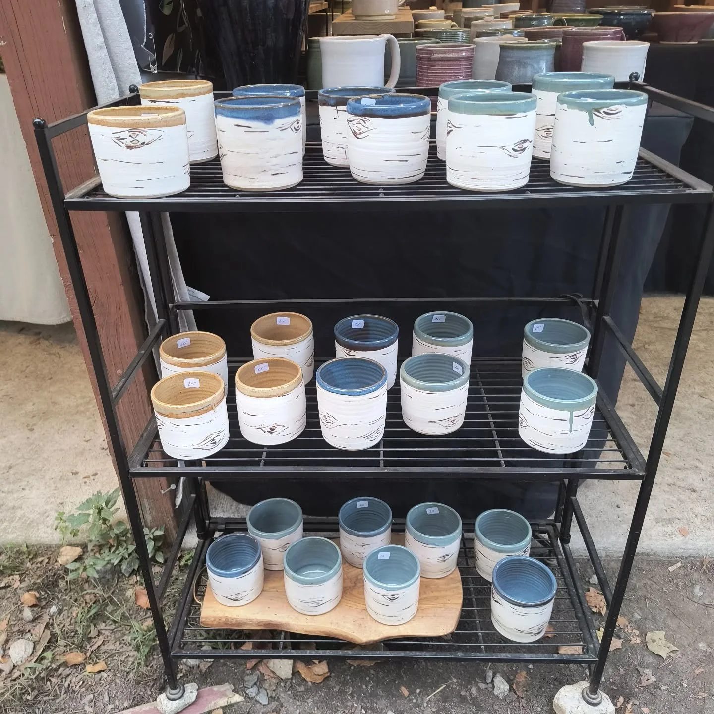 It's my last day at the Connecticut Renaissance Faire today! Come out and see me!
#potteryartist #nutmegempire #ctrenaissancefaire #ceramics