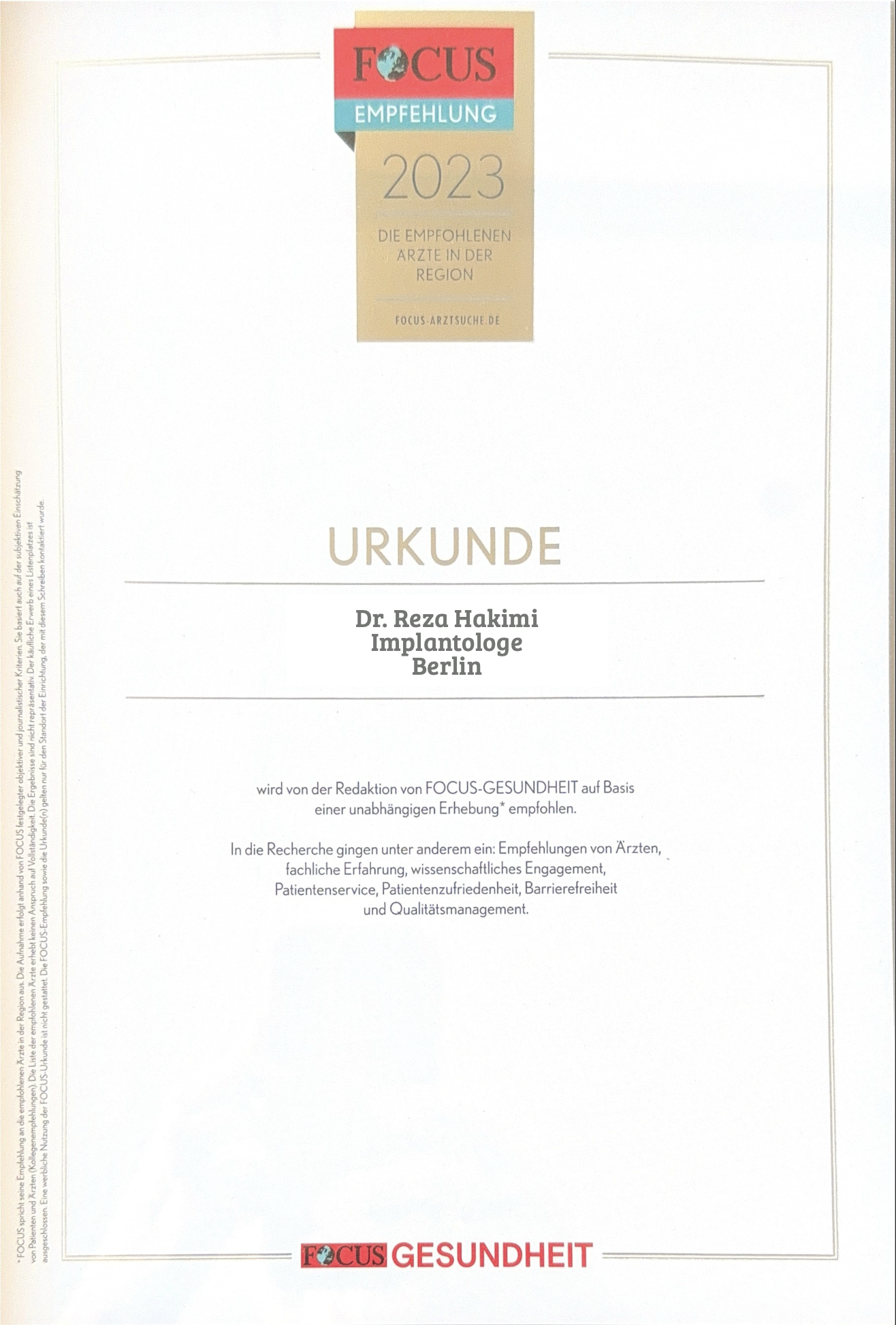 Urkunde für Dr. Reza Hakimi, Implantologe in Berlin, von Fokus Gesundheit, 2023, als empfohlen in der Region.