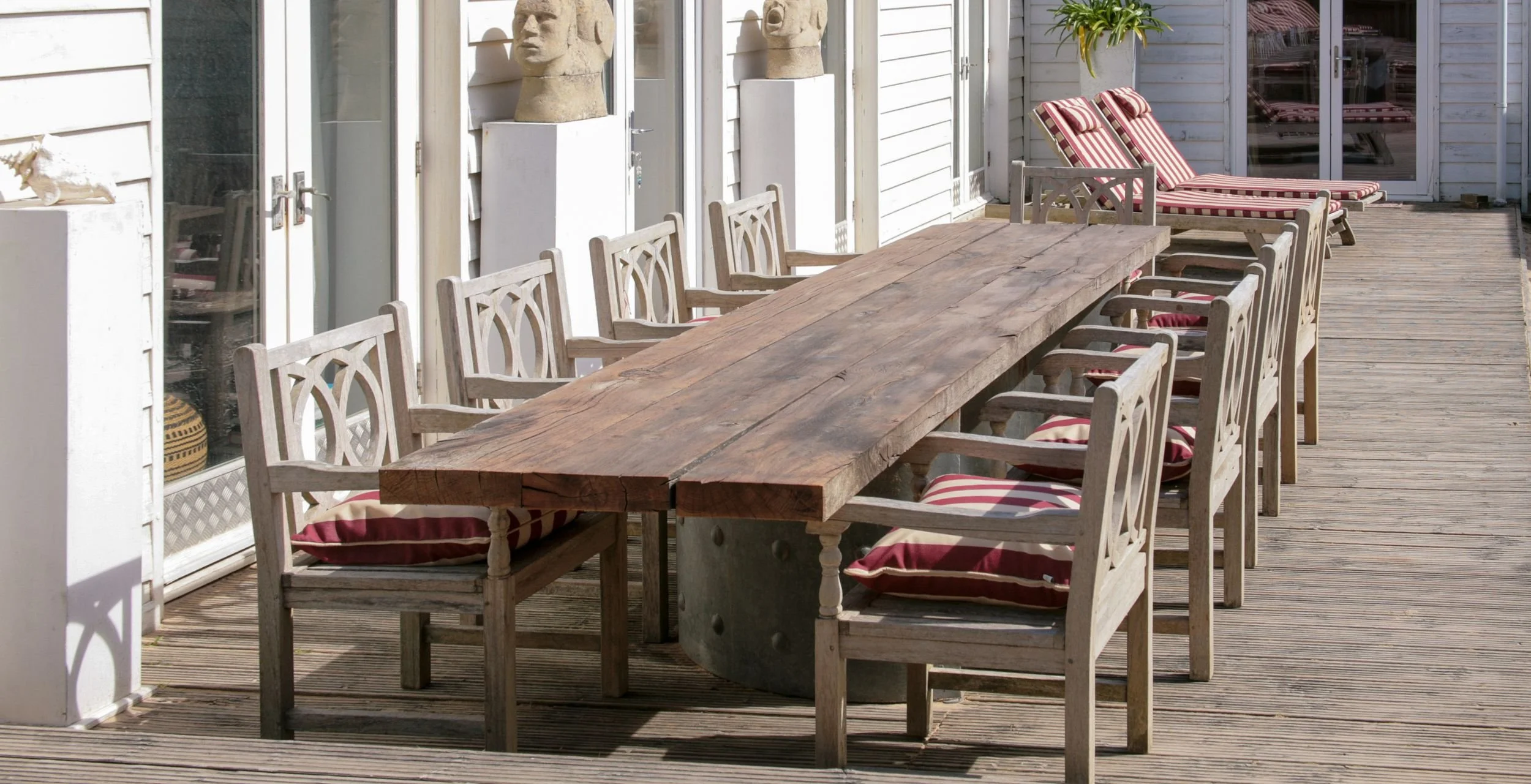 outside-dining-table-the-dunes.jpg
