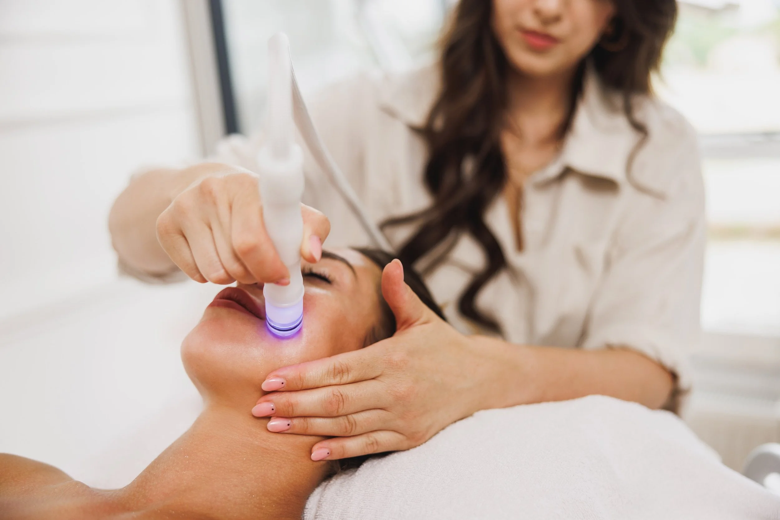 HydraLift Infusion Facial, hydradermabrasion facial, nano-infusion facial, microcurrent facial Chicago, skin lifting treatment, hydrating facial, brightening facial, firming facial Chicago, best facials in Chicago, Authentic Skin spa