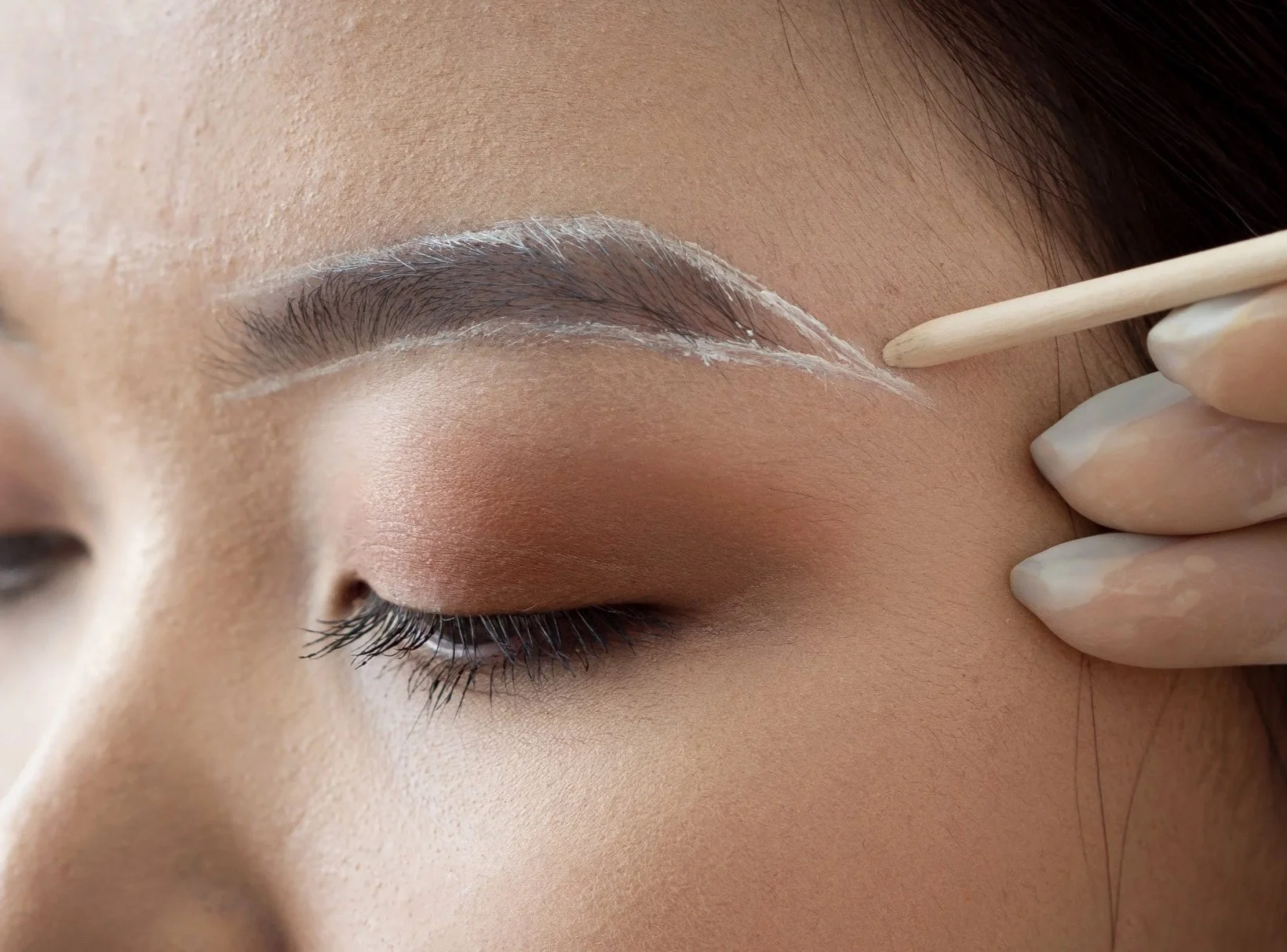 Authentic Skin Chicago, esthetician Chicago, brow and lash tinting near me, eyelash tinting near me, best brow tinting, natural lash tint, natural brow tint, Chicago brow services, lash enhancement Chicago