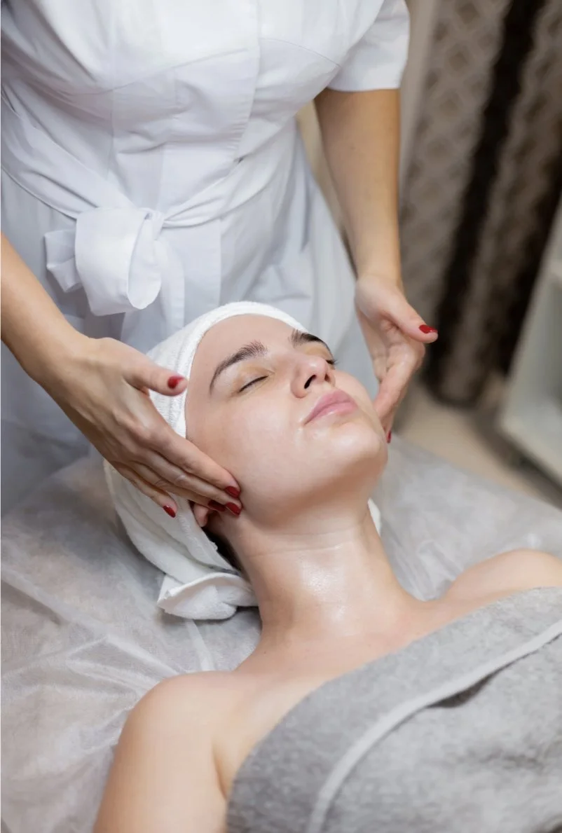 seasonal skincare, seasonal facial, winter facial, spring facial, summer facial, fall facial, spa seasonal facial Chicago, best seasonal facial Chicago, authentic skin seasonal facial, Chicago seasonal skincare spa