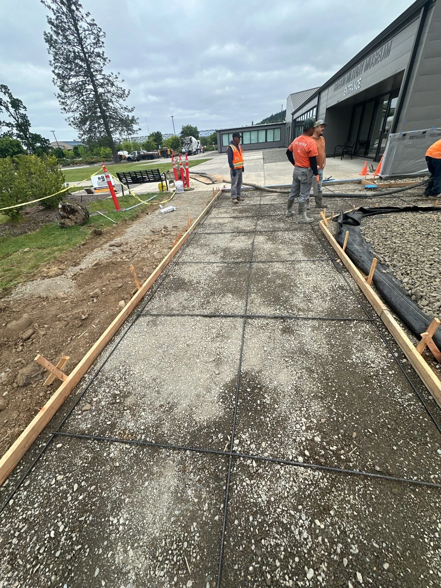 crew-finishing-concrete-walkway-oregon-military-museum-left-coast-gc.jpg