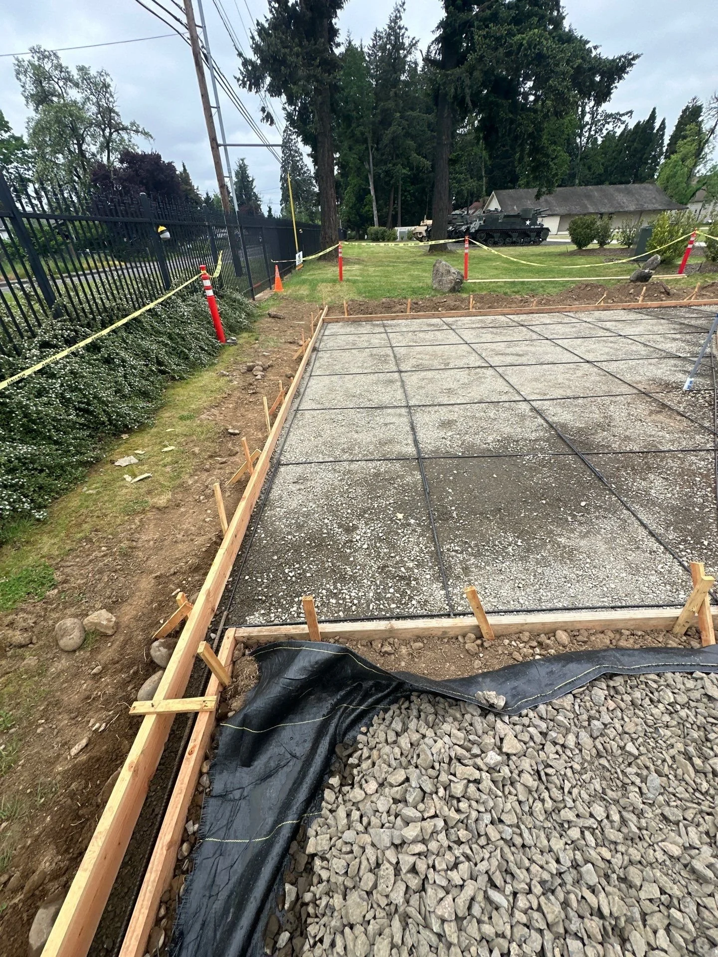formed-concrete-pad-gravel-base-oregon-military-museum-left-coast-gc.jpg