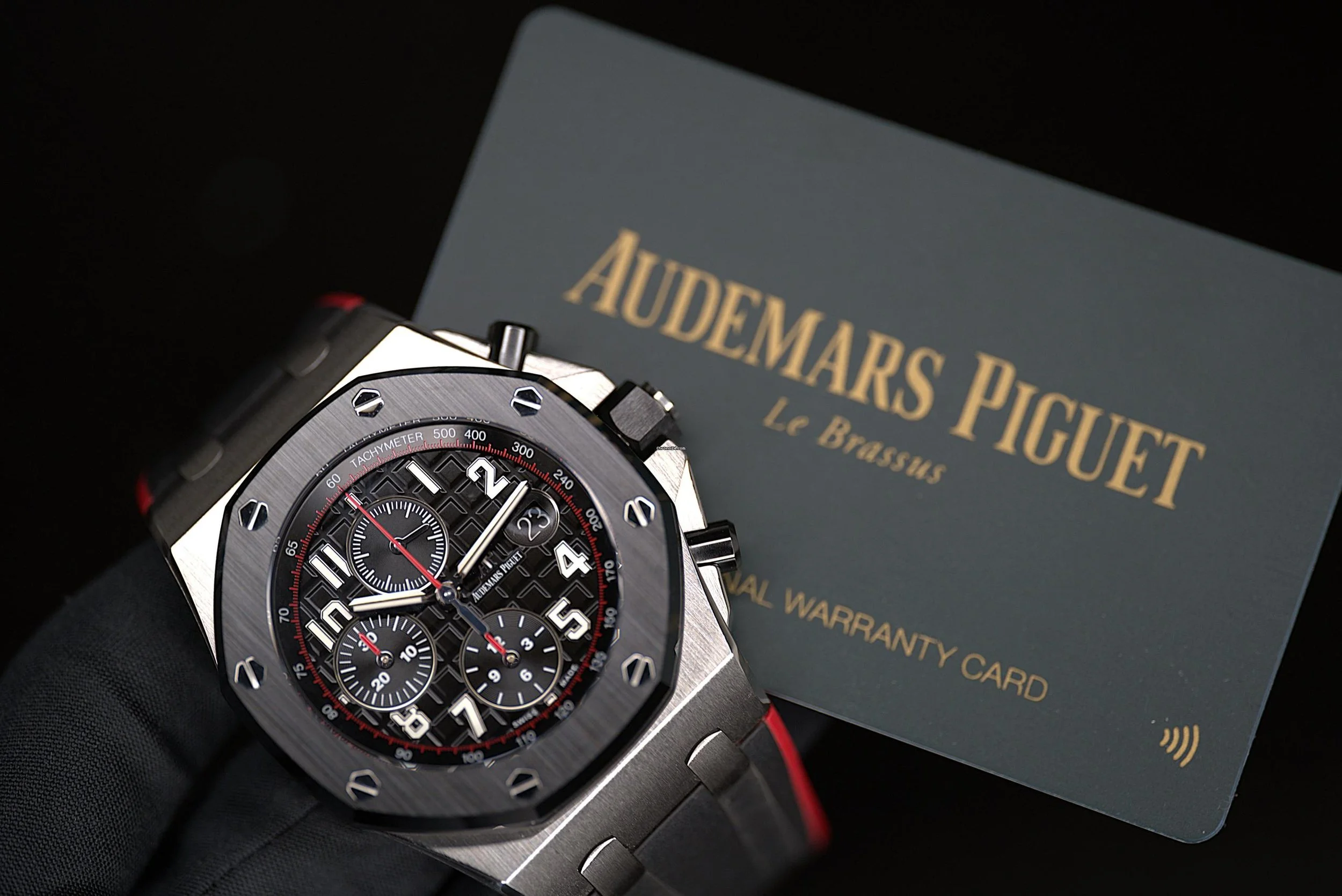 03_Audemars_Piguet_Royal_Oak_Offshore_Chronograph_-_2.jpg
