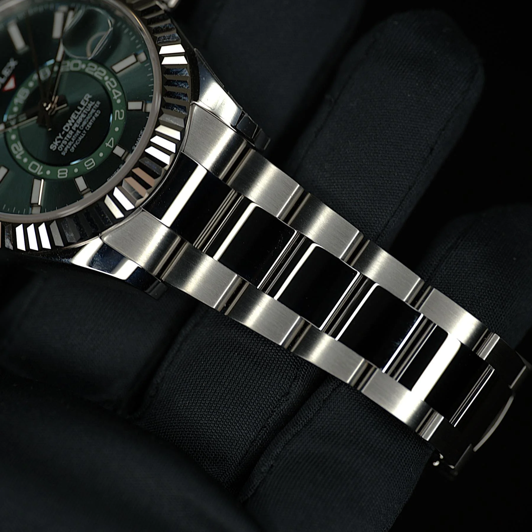 Rolex Sky-Dweller2.jpg