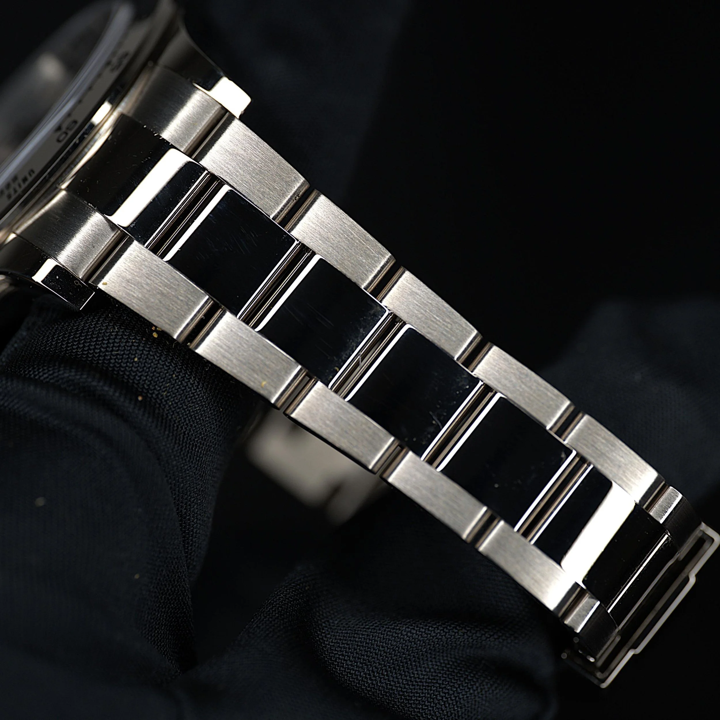 09_Rolex_Daytona_-_Cosmograph_Daytona_2020_Full_Set_W.jpg
