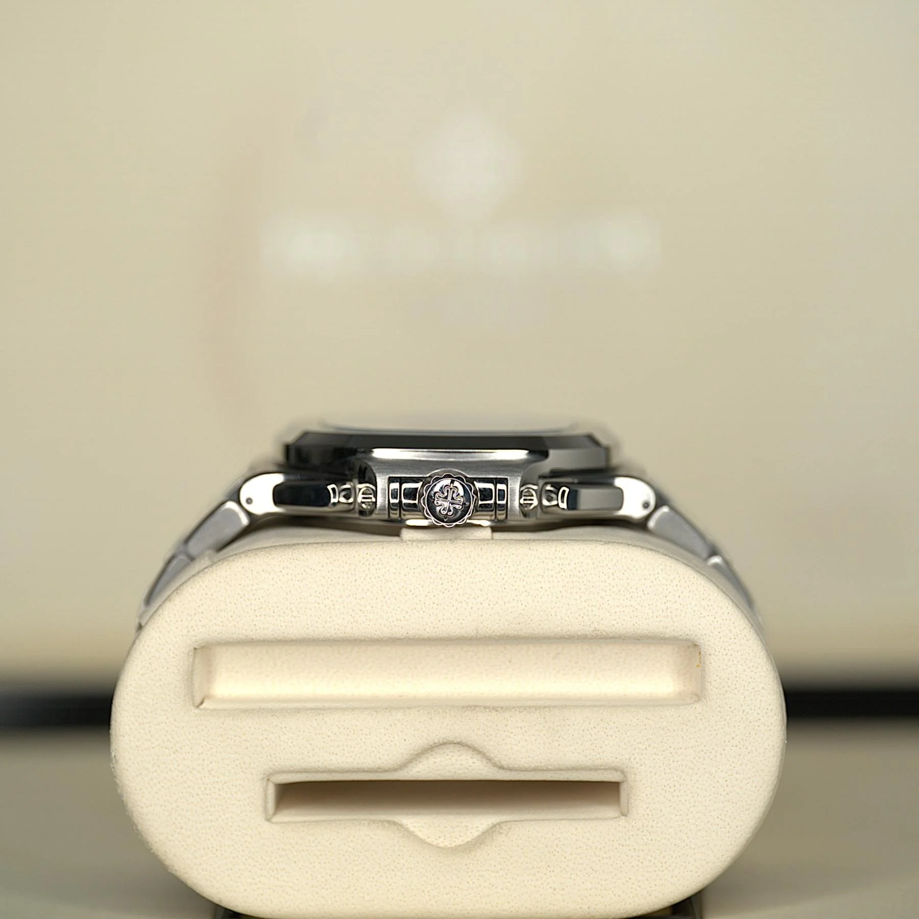 Patek Philippe Nautilus Chronograph4.jpg