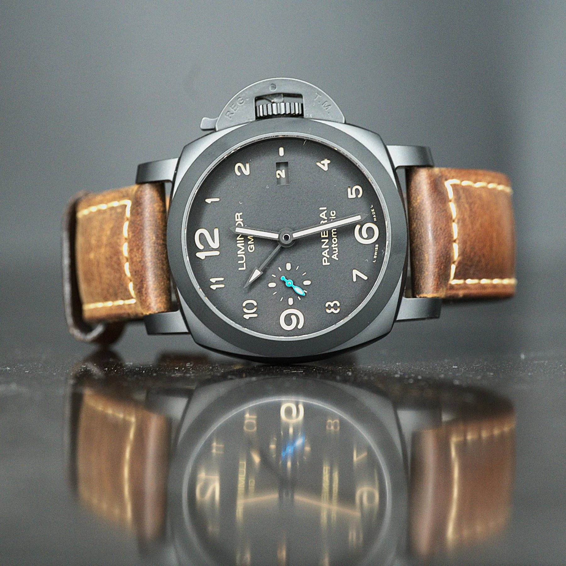 Panerai Luminor 1950 3 Days Gmt Automatic.jpg