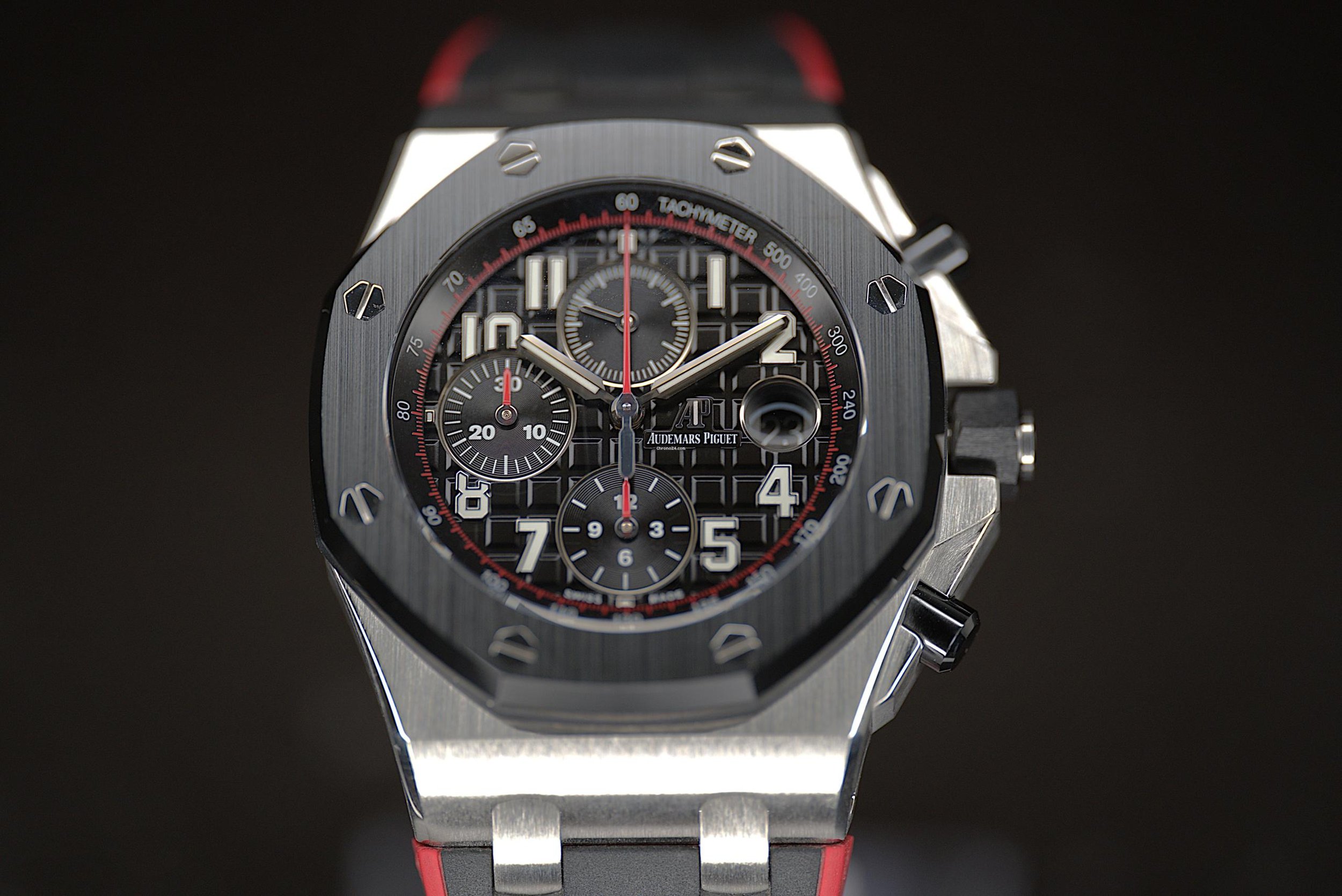02_Audemars_Piguet_Royal_Oak_Offshore_Chronograph_-_2.jpg