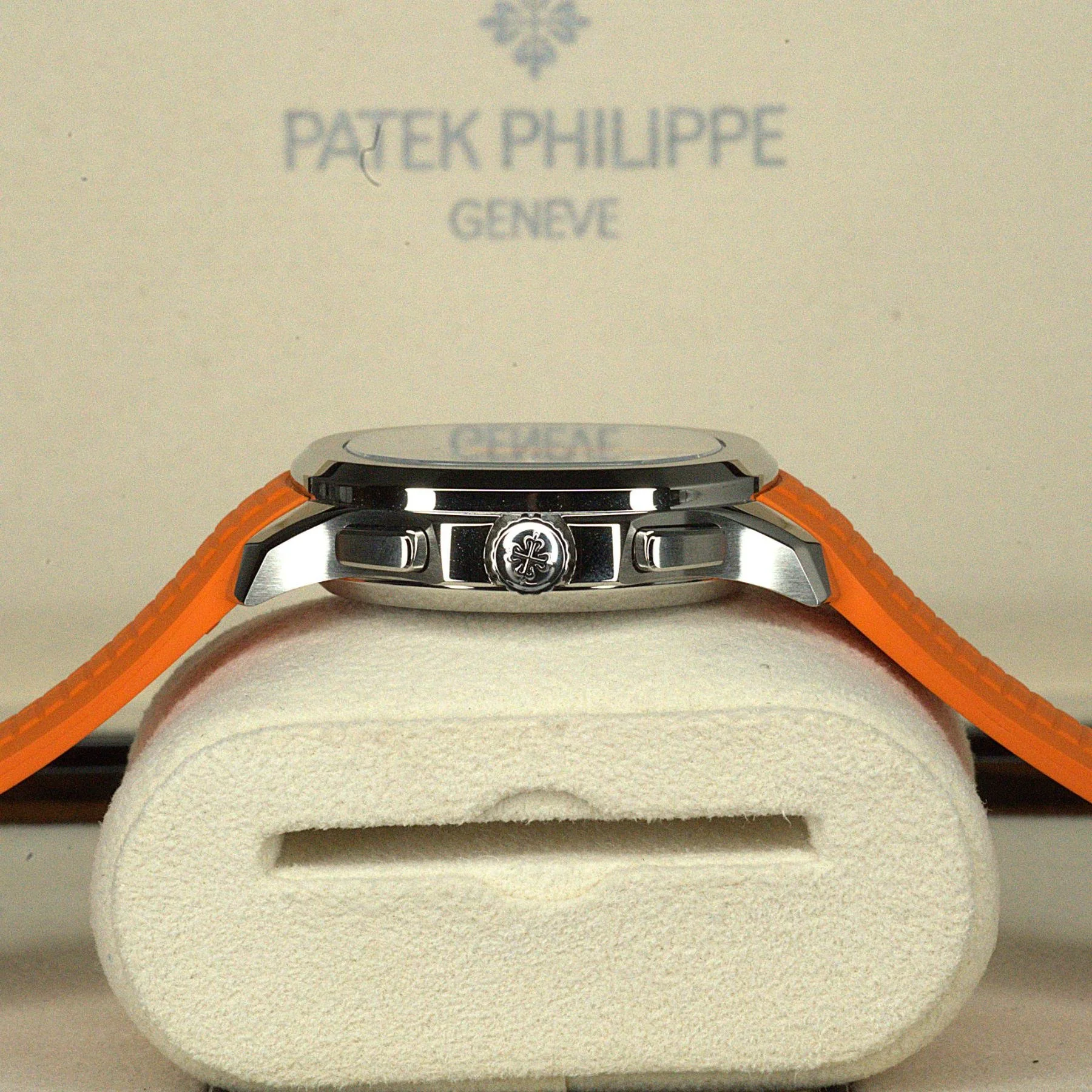 Patek Philippe Aquanaut9.jpg