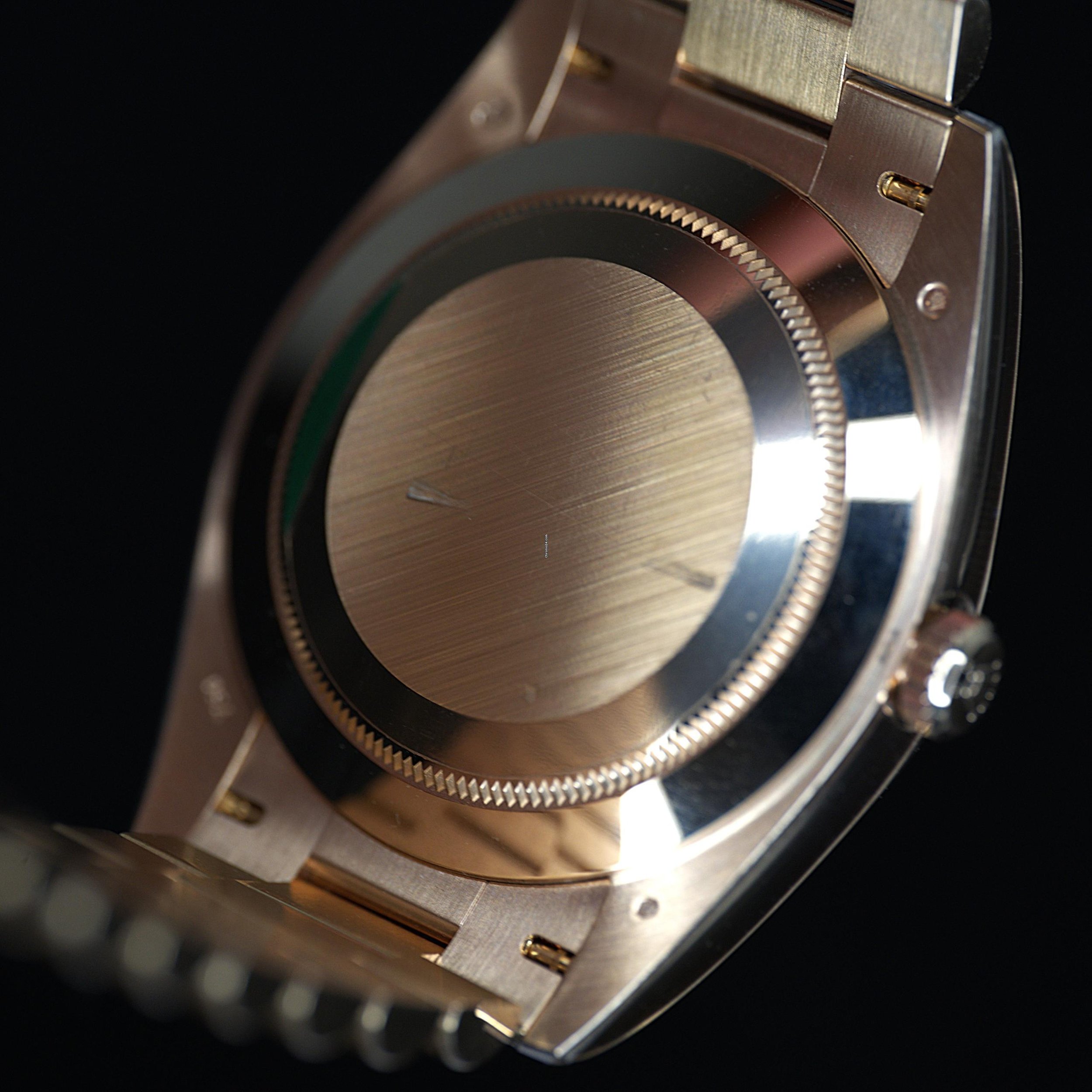 11_Rolex_Day-Date_40_-_228235_MINT_COMPLETE_SET_Day-D.jpg