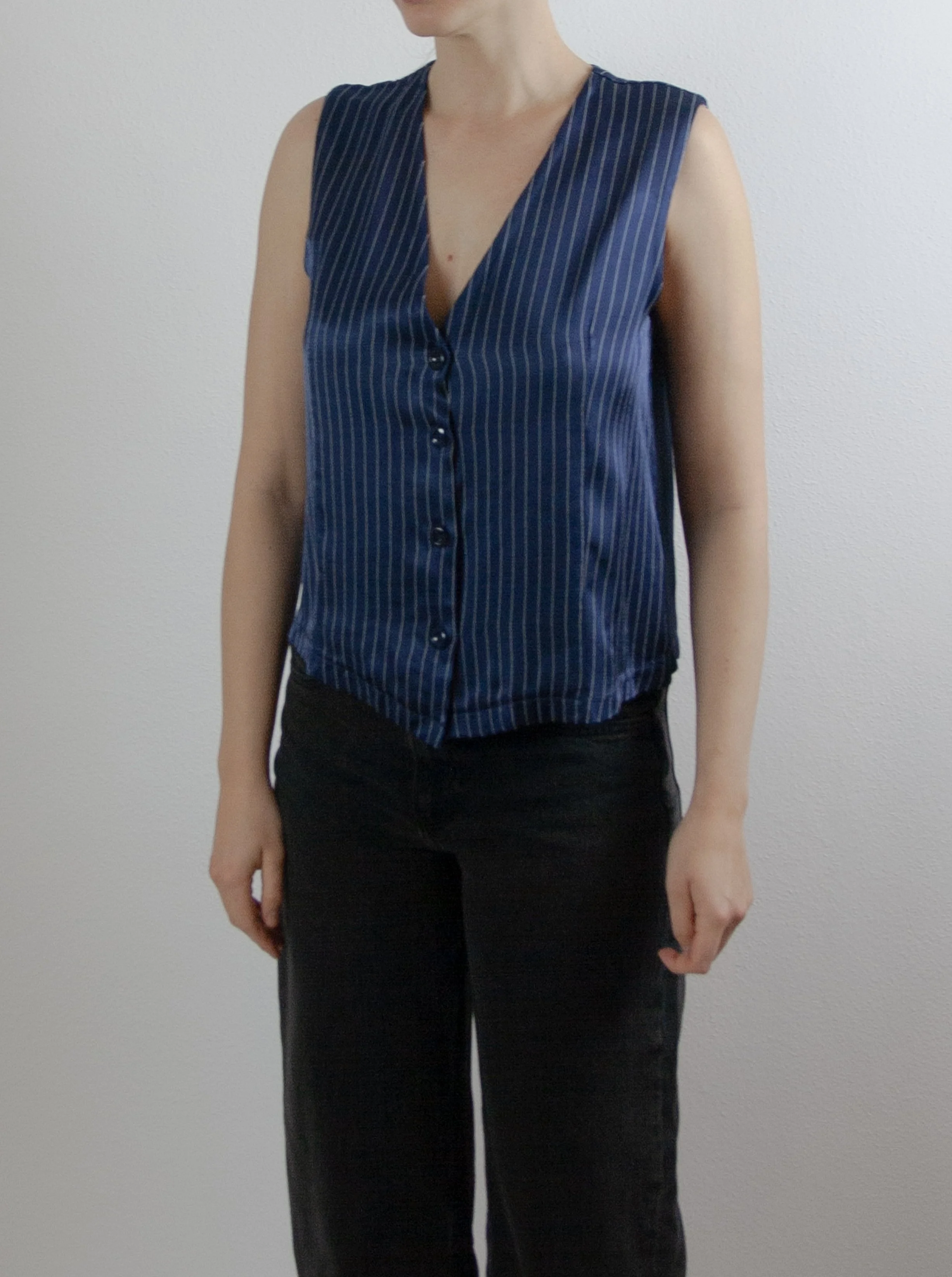 251118_Tops01_08.jpg