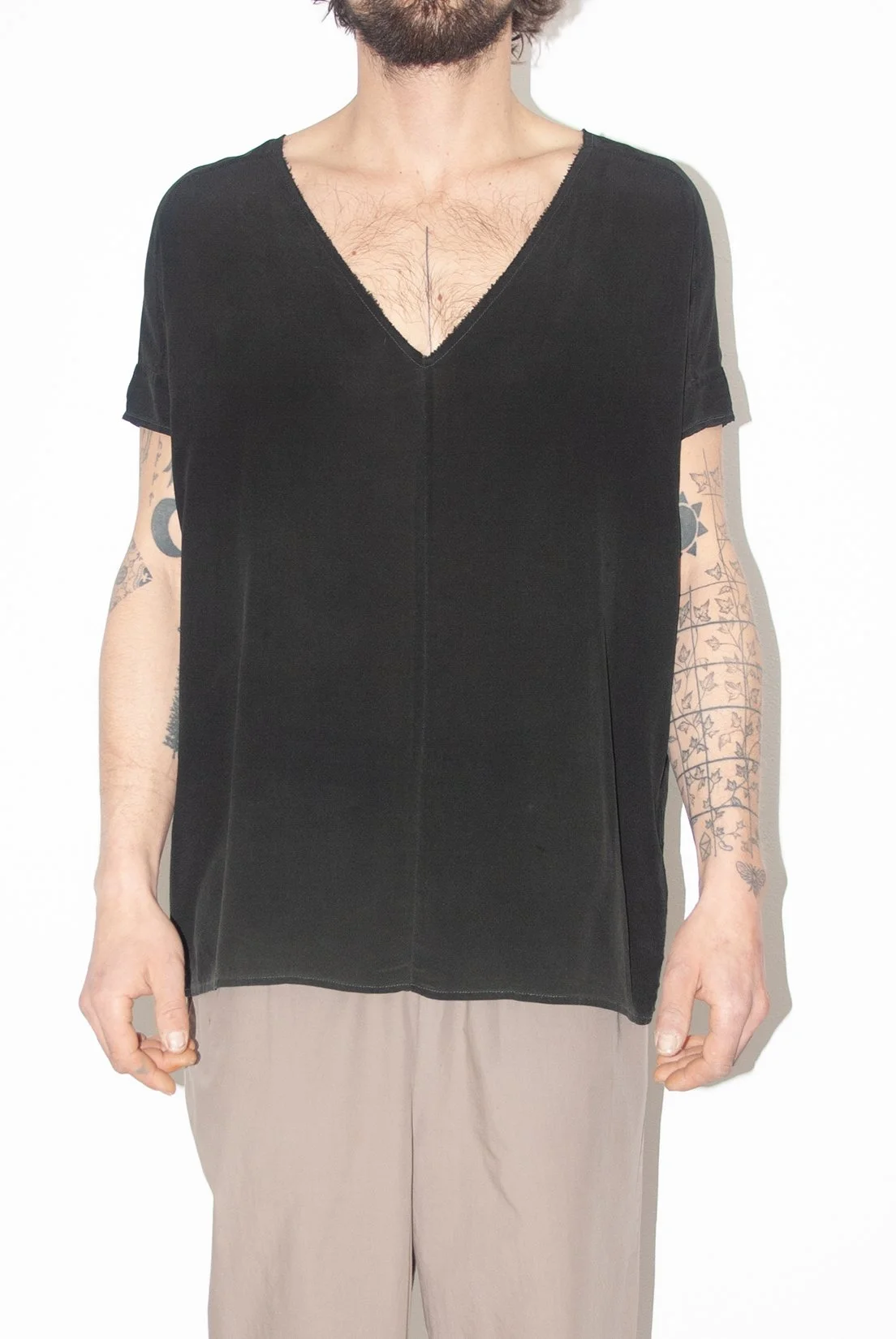 251212_Male_Tshirt_03_02.jpg