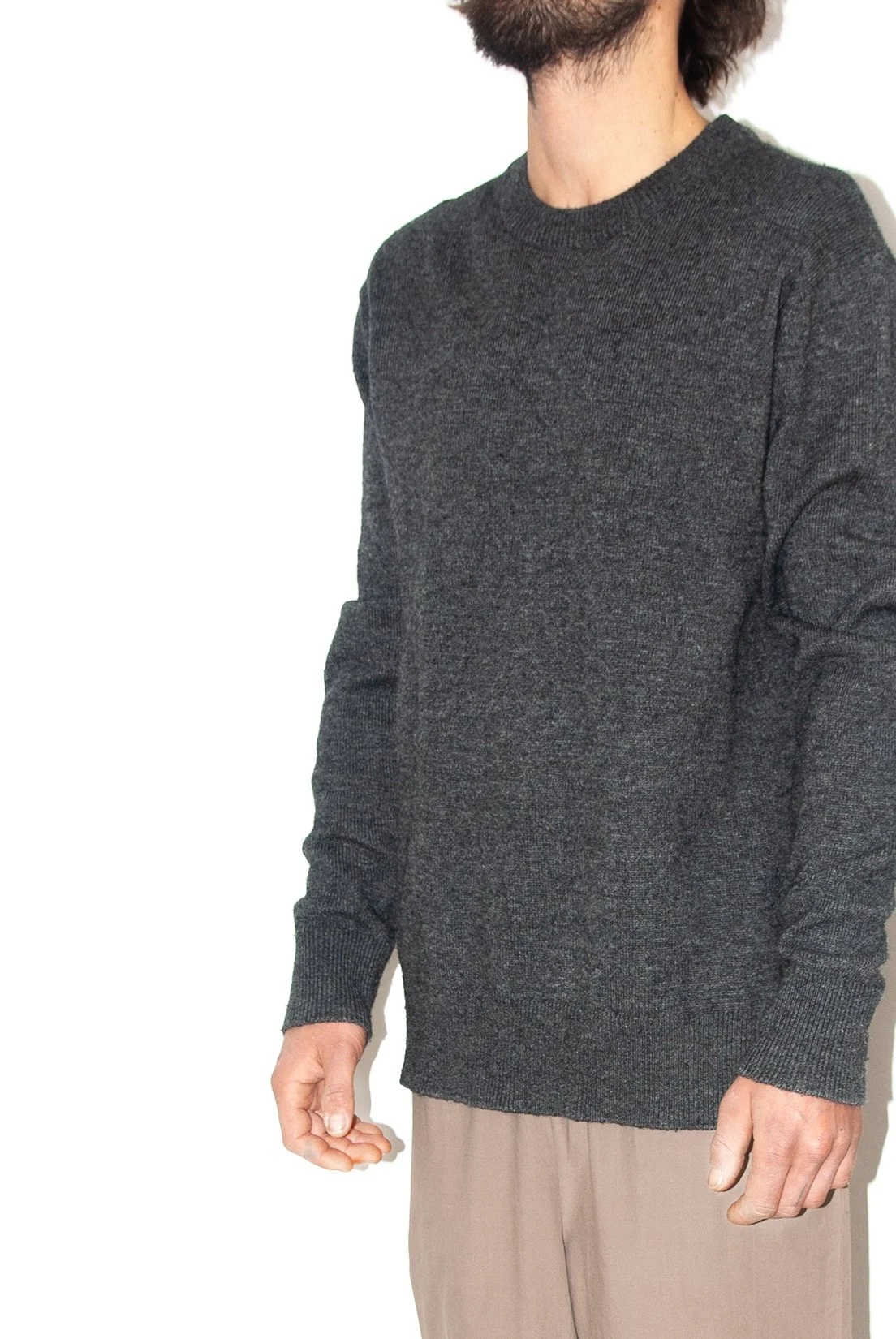 251212_Male_Pullover_03_02.jpg