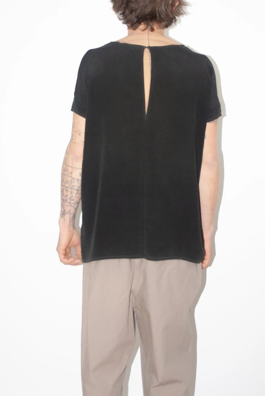 251212_Male_Tshirt_03_03.jpg