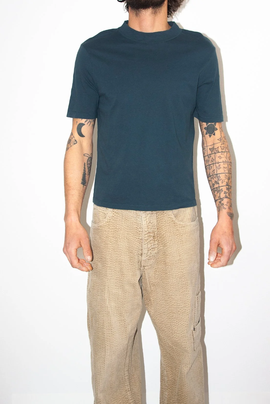 251212_Male_Tshirt_02_01.jpg