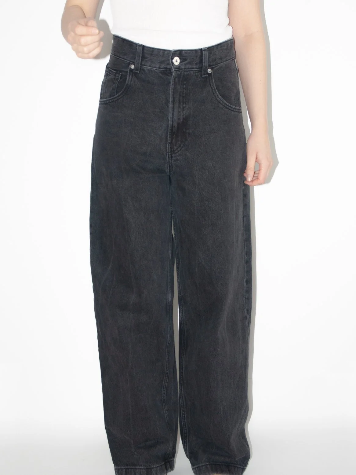 260127_Female_Hosen_01_00_0009_Ebene 8.jpg