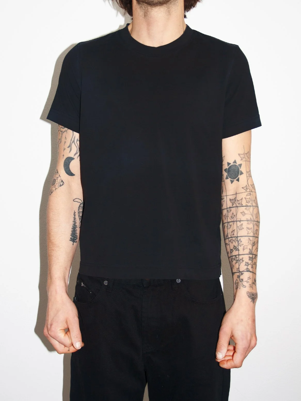 260127_Male_tShirts_01_00_0049_Selektive Farbkorrektur 1.jpg