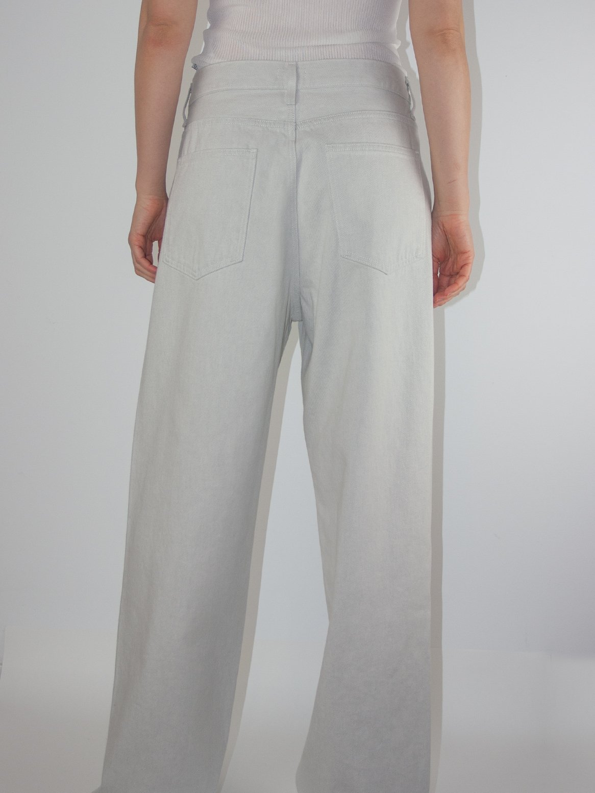 260127_Female_Hosen_01_00_0000_Ebene 1.jpg