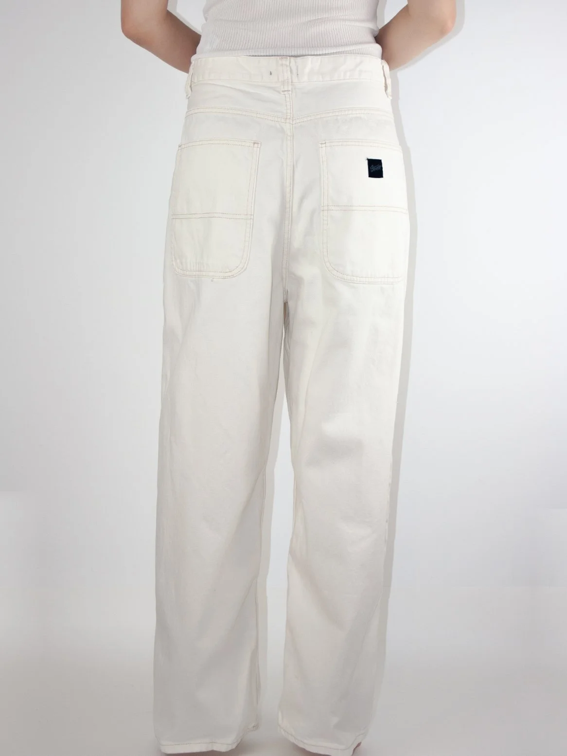 260127_Female_Hosen_01_00_0021_Ebene 21.jpg