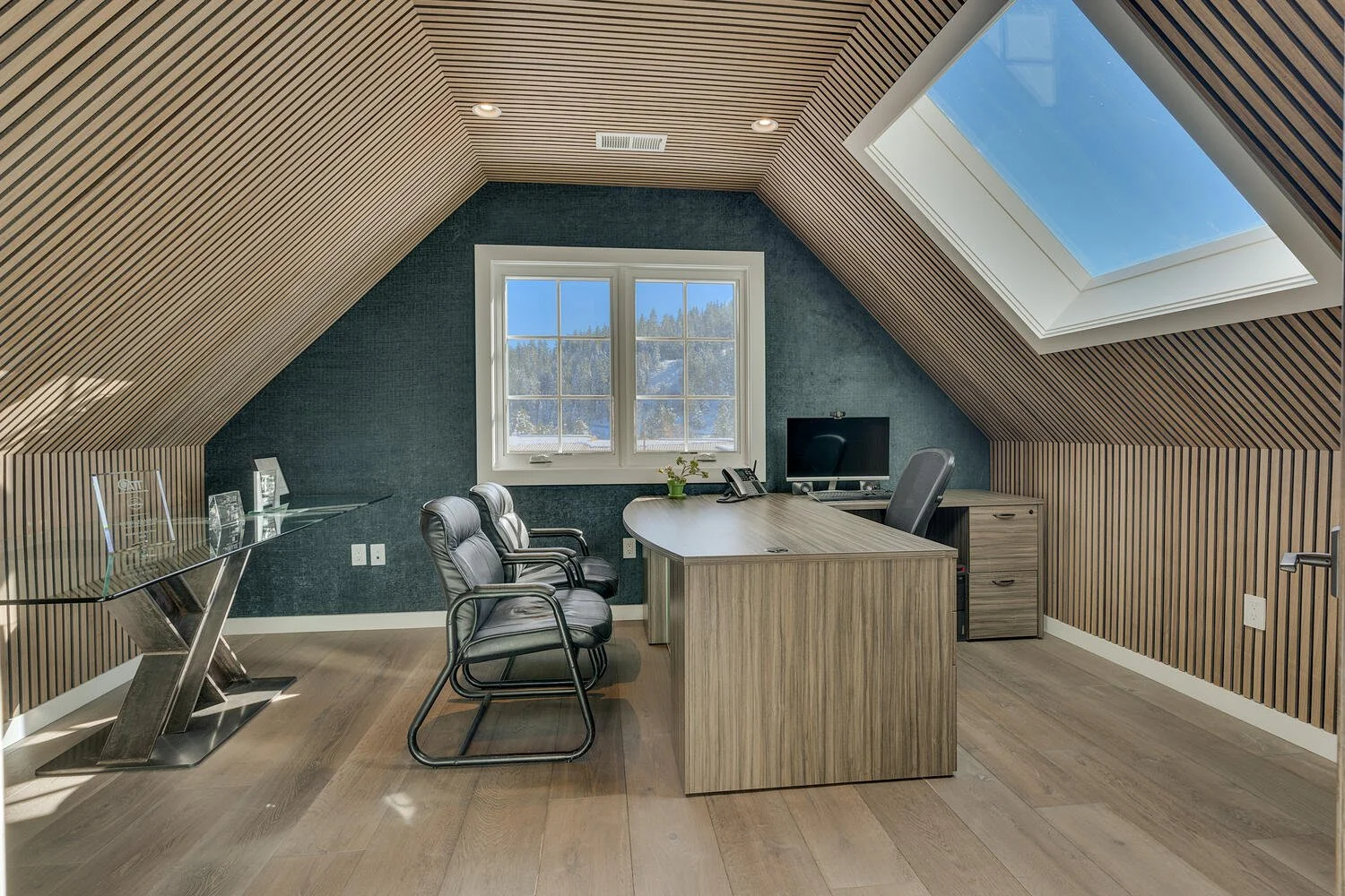 Truckee CA Professional Modern Office Design
