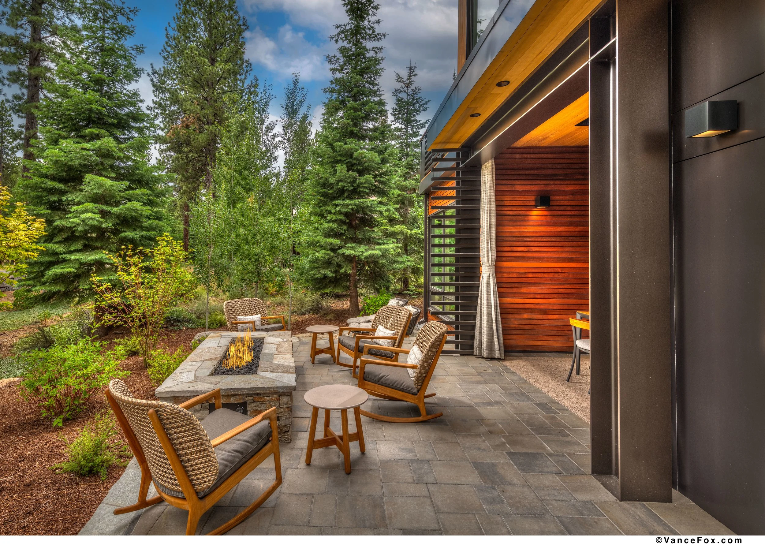 Outdoor living mountain modern style in Martis Camp in Truckee, CA.