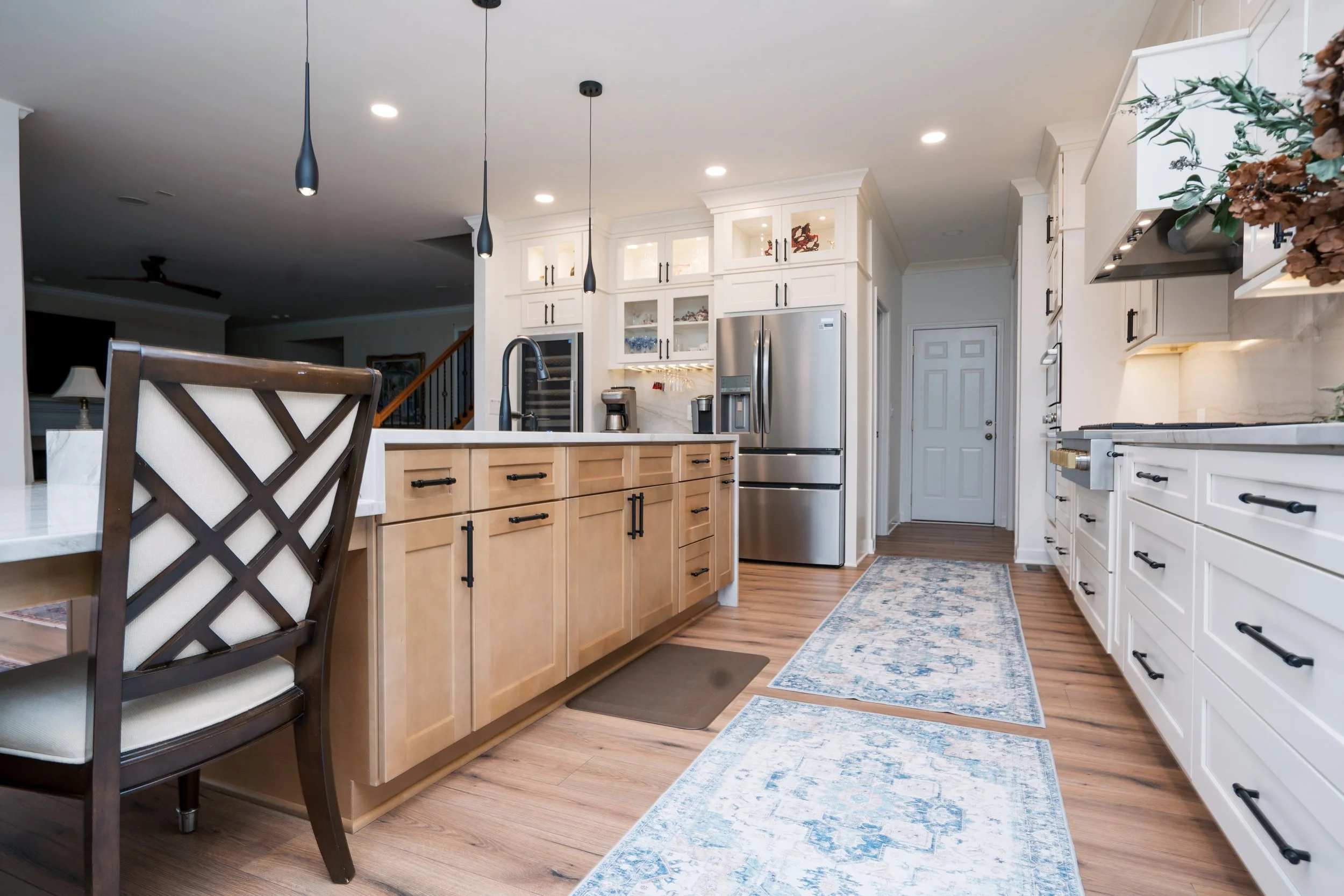 A fresh and expansive kitchen remodel in Brentwood, Tennessee.