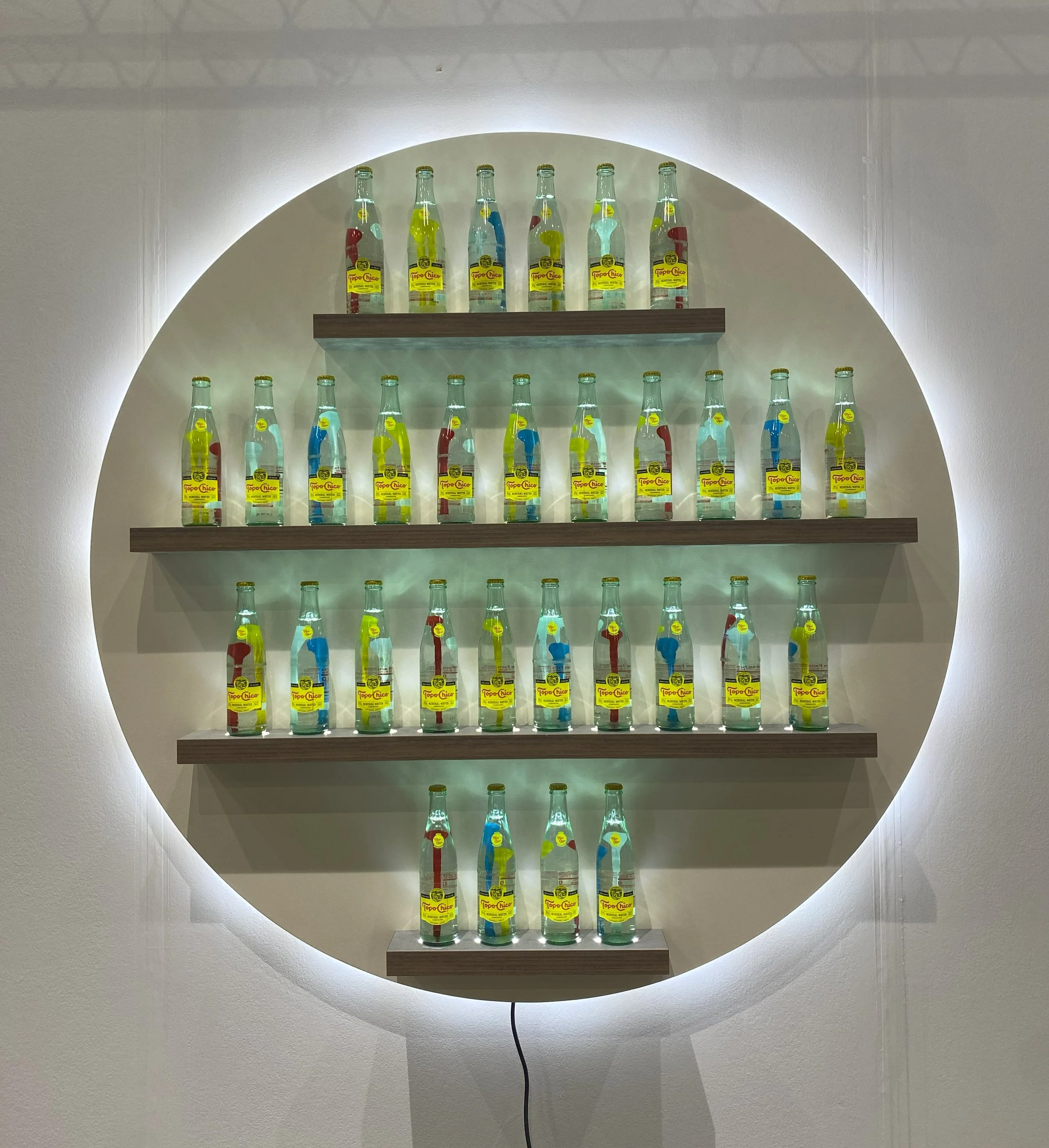 Topo LAAS 2023 bottle shelf.jpg