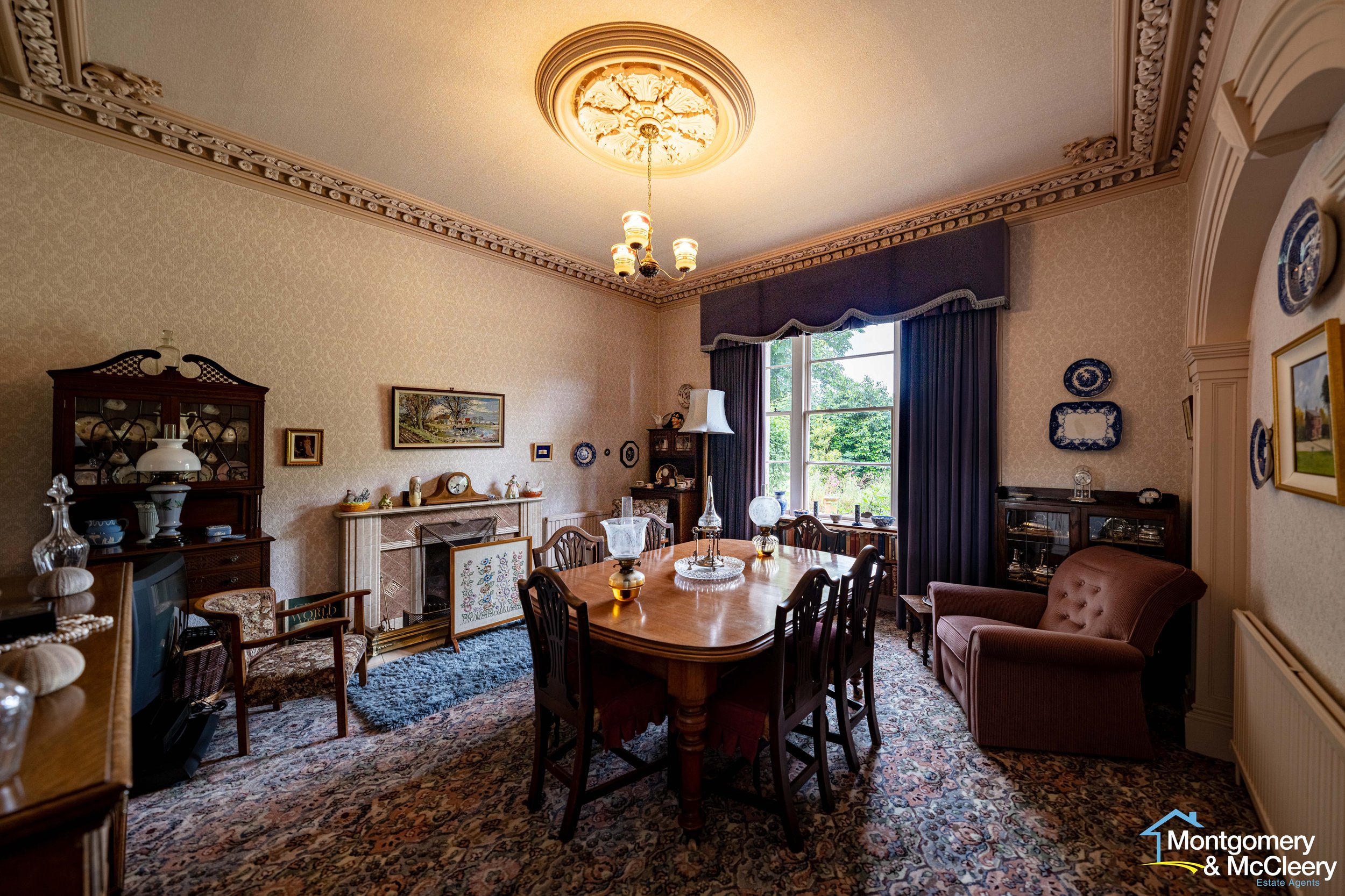 7R505711-HDR.jpg