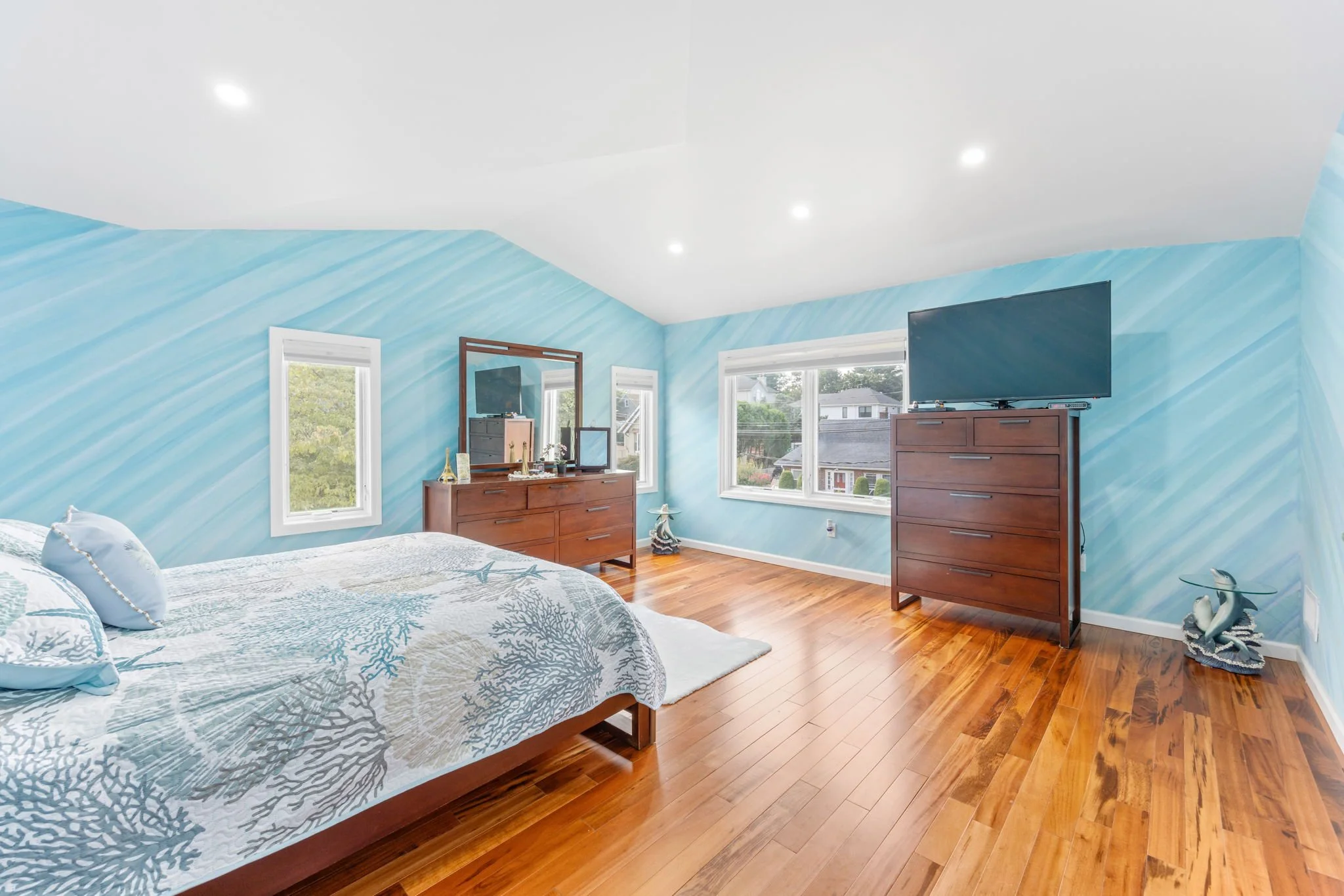 6-web-or-mls-39-jane-st.jpg
