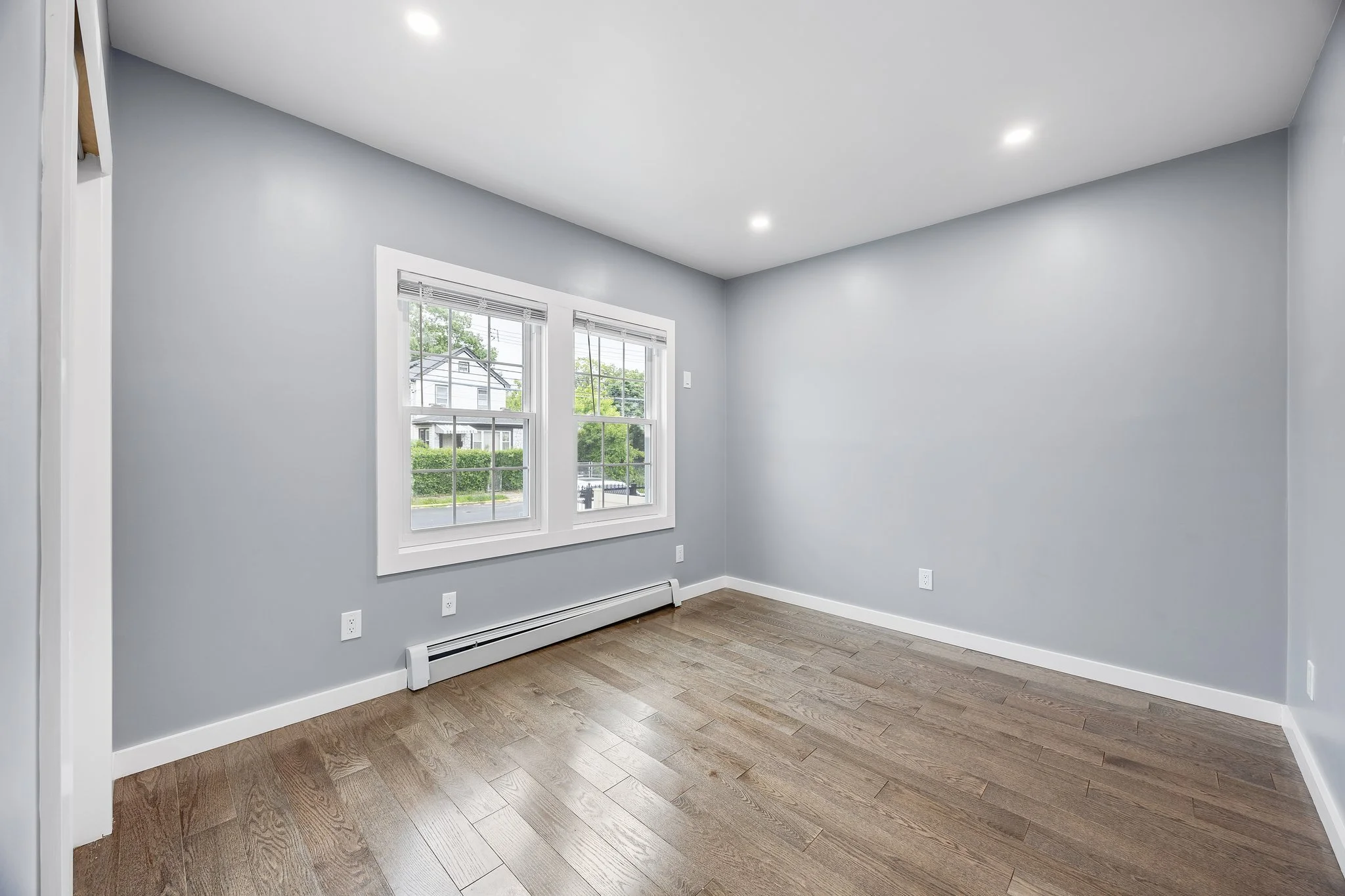 22-web-or-mls-117-18-198th-st.jpg