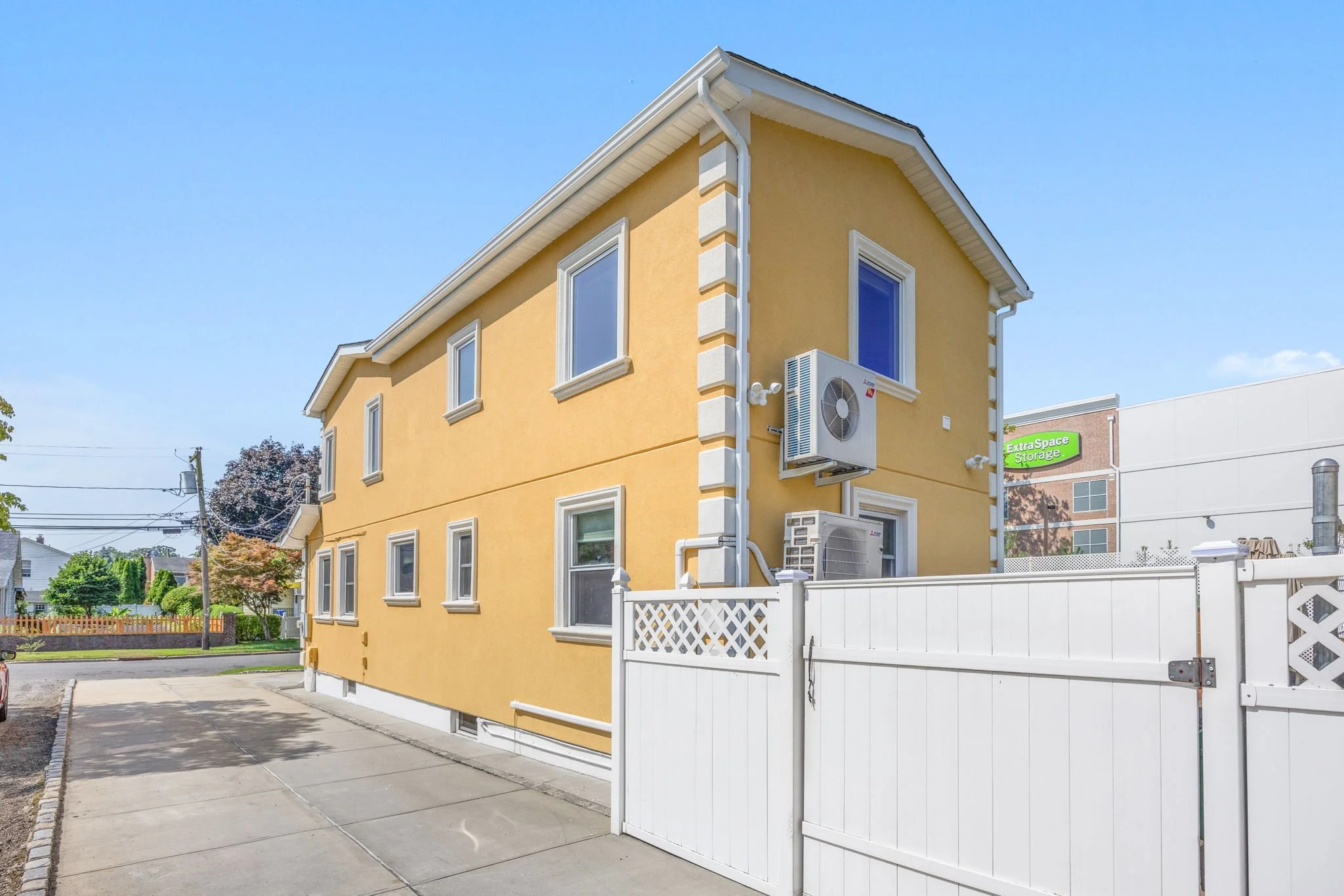 20-web-or-mls-39-jane-st.jpg