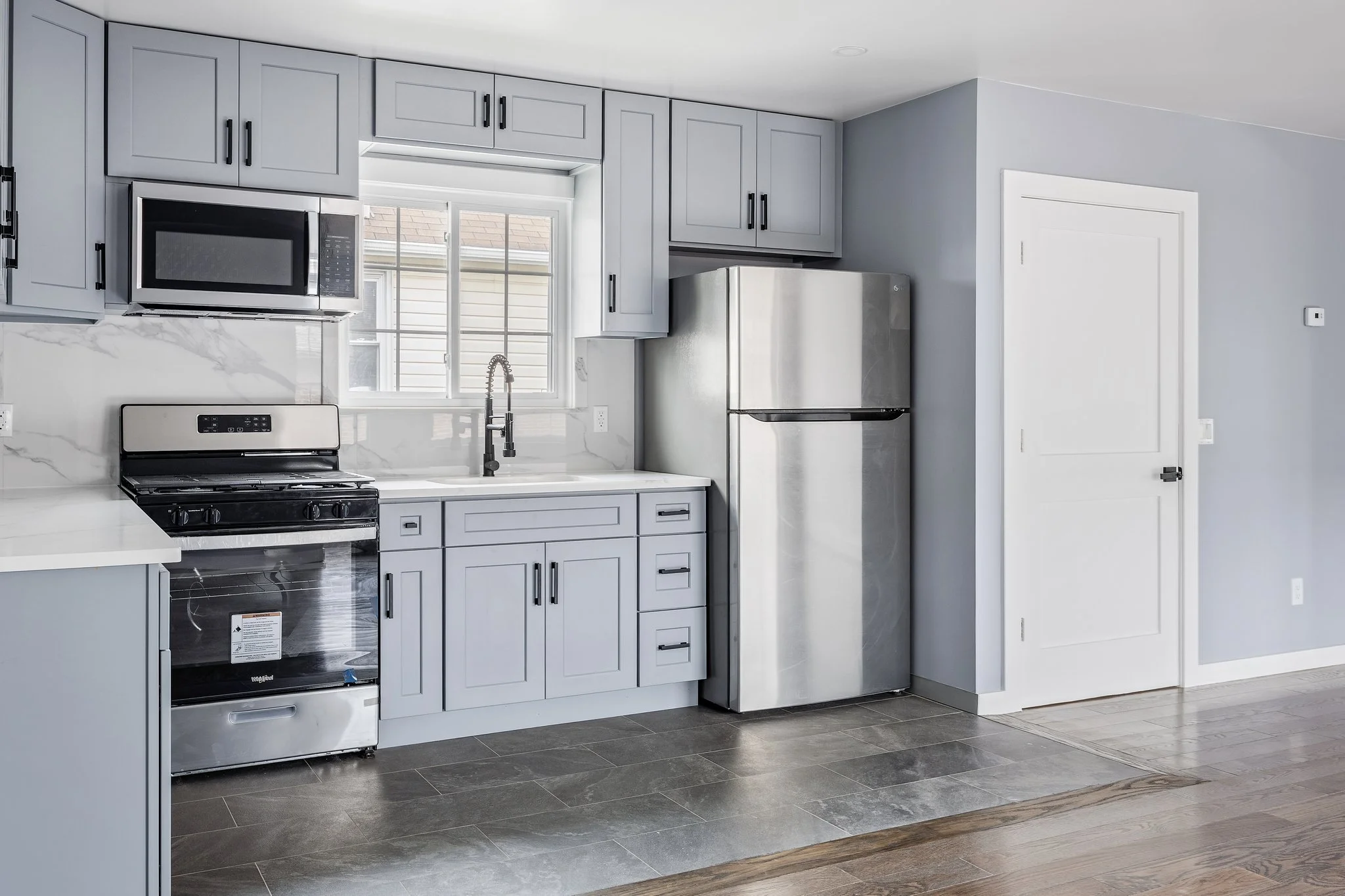 8-web-or-mls-117-18-198th-st.jpg