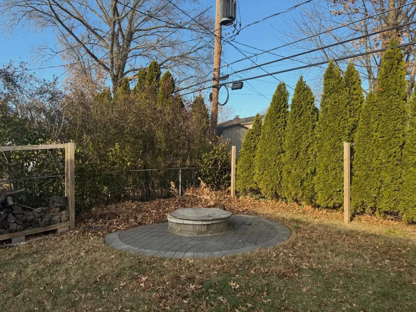 Solar LED lighting installed around the fire pit, mounted cleanly on 4x4 posts for a warm, even glow. No wiring, no hassle &mdash; just reliable lighting that looks great day and night. 🌙🔥
#outdoorlighting #handymanservices🛠 #backyardupgrade JCVHo